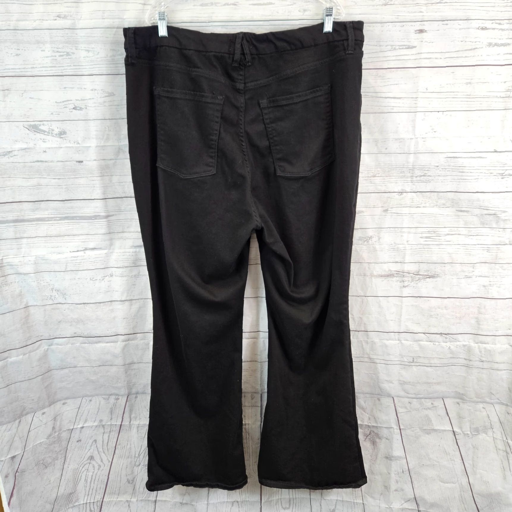 Good American Good American Jeans Womens Flare Jeans plus 24 Black Button Fly High Rise Size 42" / US 20 - 3 Thumbnail
