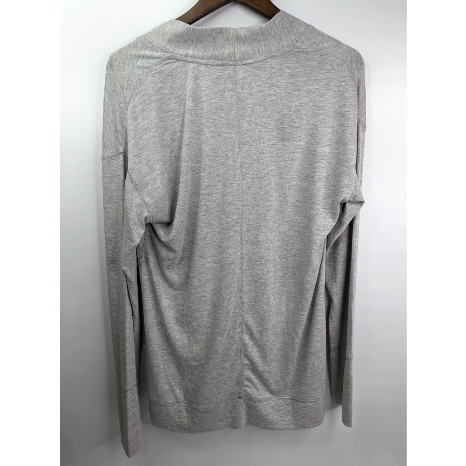Liz Claiborne Liz Claiborne Sleepwear SLEEP TOP Shirt Womens Tall M Gray Long Sleeve NWT Size M / US 6-8 / IT 42-44 - 6 Thumbnail