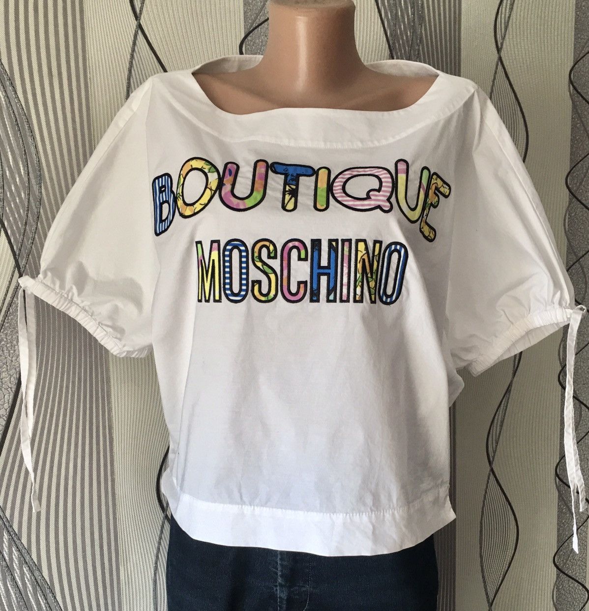 Boutique Moschino Boutique MOSCHINO White Cotton T-Shirt Size US 6 EU 36 Size M / US 6-8 / IT 42-44 - 2 Thumbnail