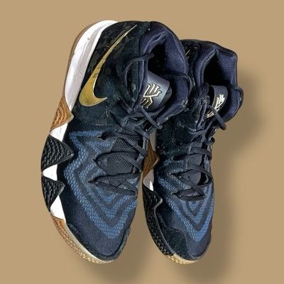 Nike Kyrie 4 Basketball Shoes Black/Gold Gum Sole Size 9.5