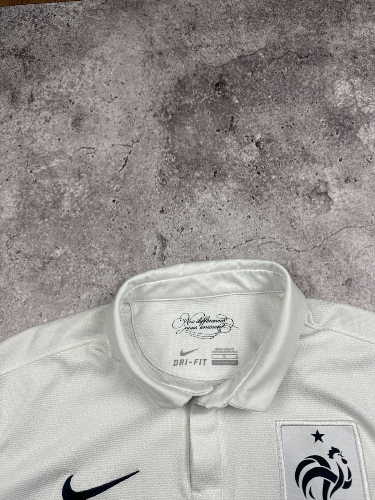 Nike VINTAGE NIKE FRANCE 2012/13 FOOTBALL Y2K SHIRT SOCCER JERSEY Size US L / EU 52-54 / 3 - 8 Thumbnail