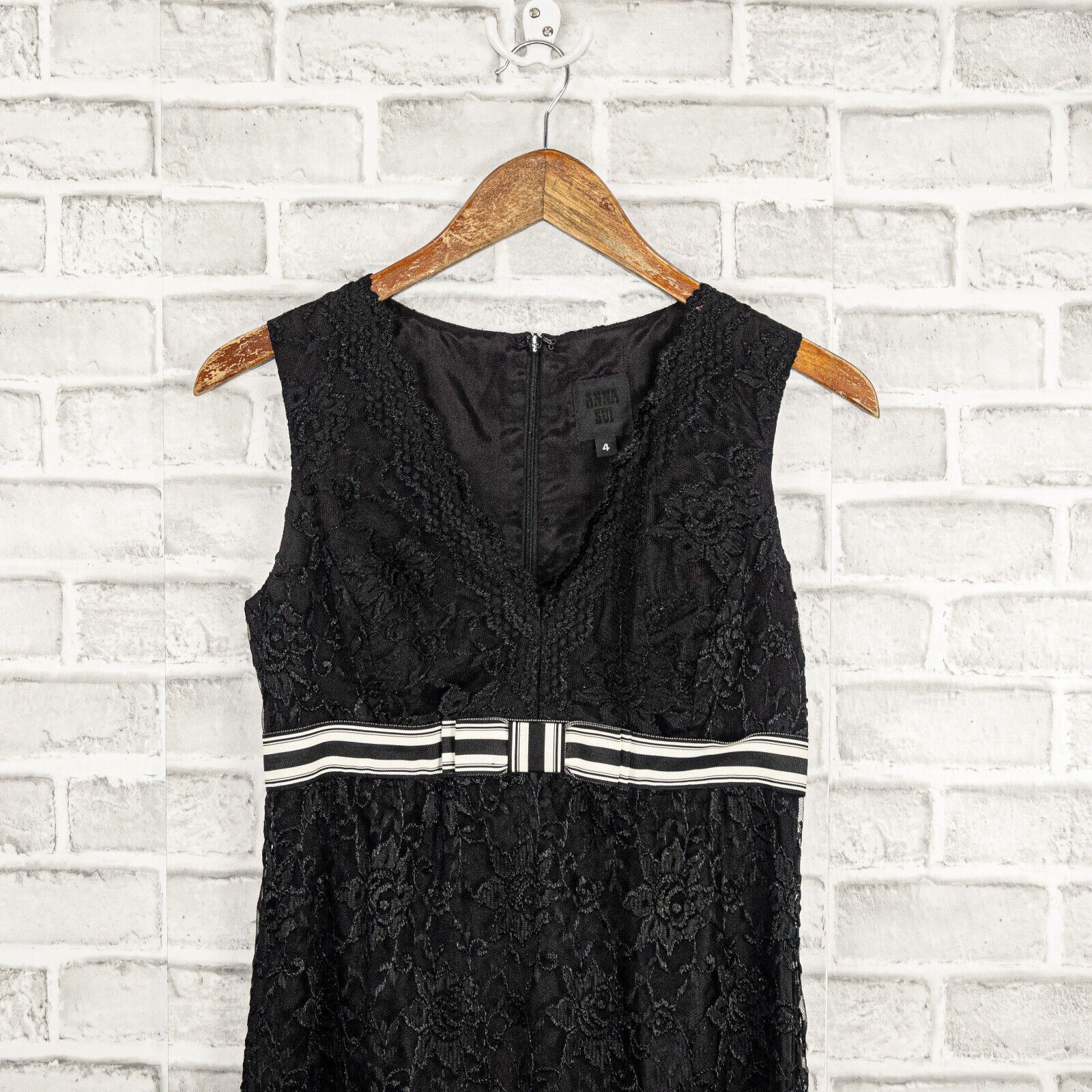 Anna Sui ANNA SUI V-neck Lace Empire Waist Dress Sleeveless Black Size S / US 4 / IT 40 - 7 Thumbnail