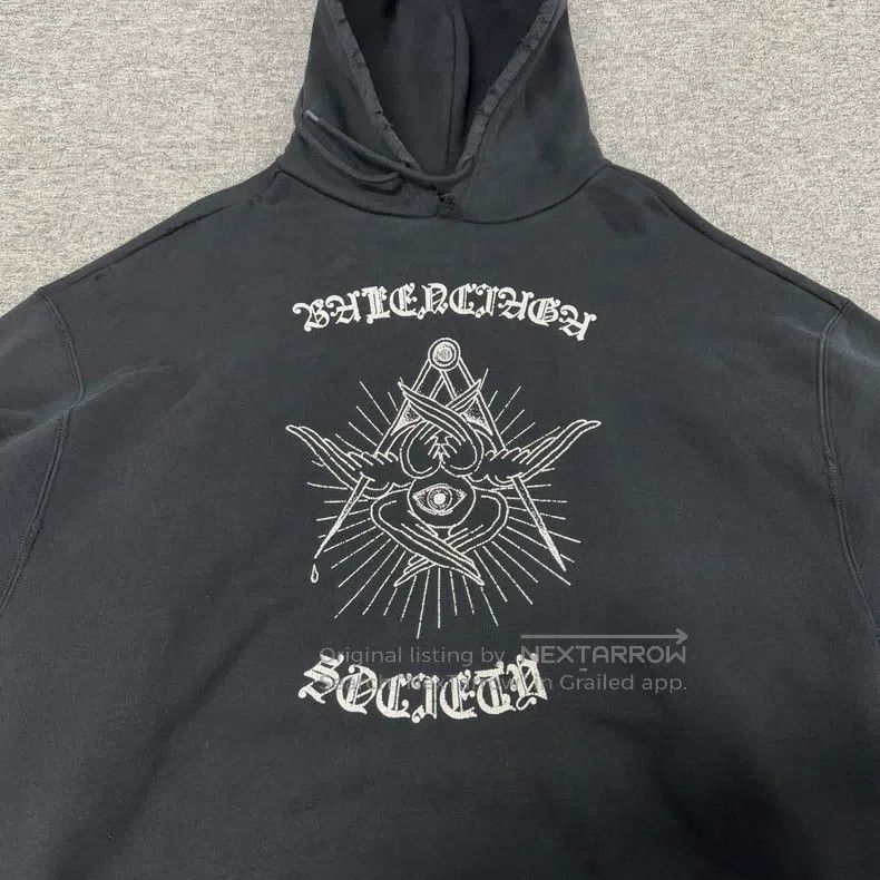 Balenciaga Balenciaga Evil Eye Hoodie Size US XS / EU 42 / 0 - 4 Thumbnail
