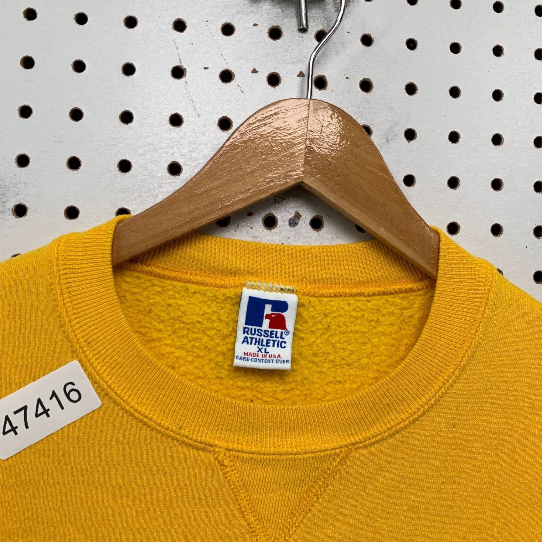 Russell Athletic VINTAGE Gustie Hockey Sweatshirt Mens XL Yellow 1989 1990 Fleece USA Sweatshirt Size US XL / EU 56 / 4 - 3 Thumbnail