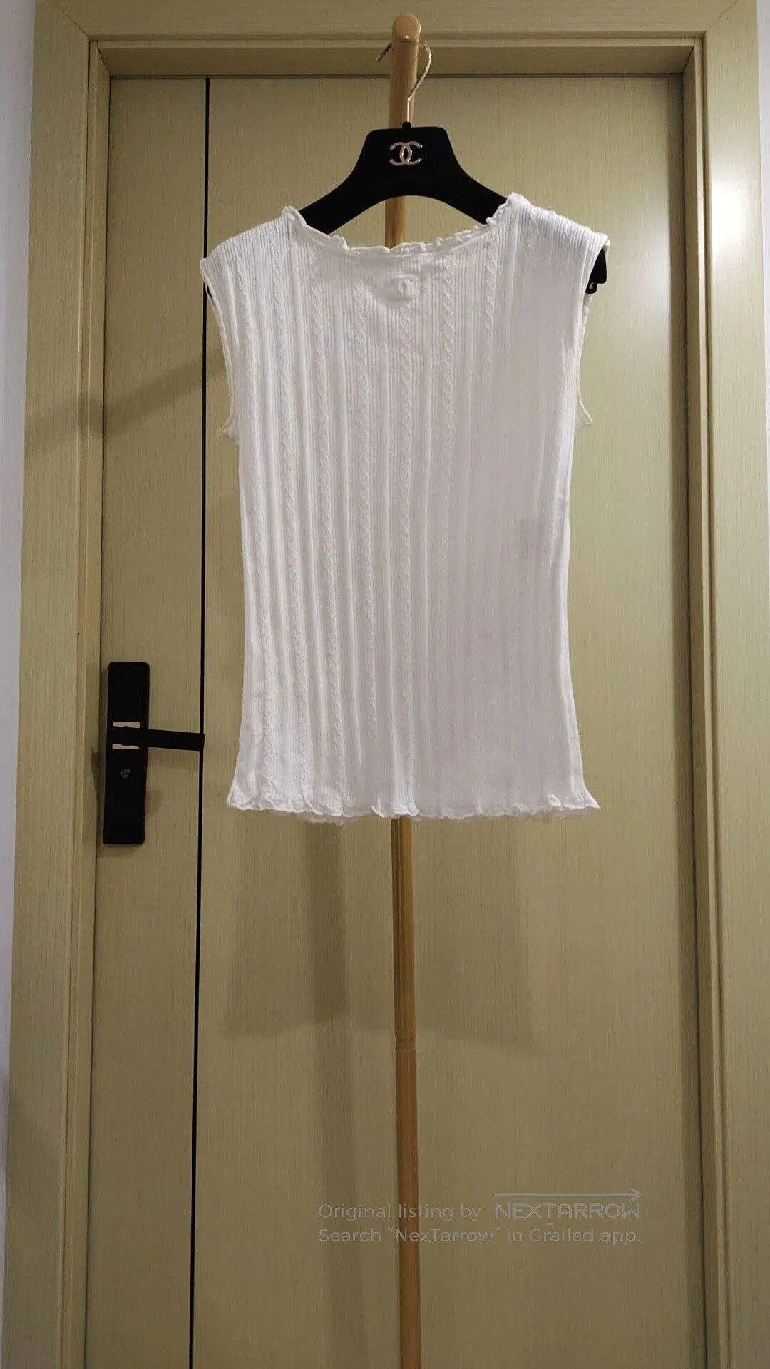 Chanel White Sleeveless Knit Top.