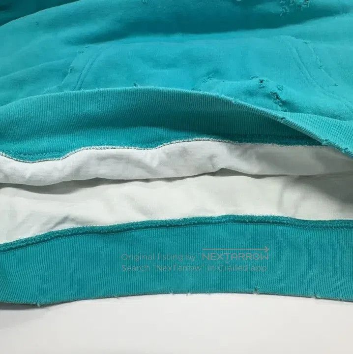 Balenciaga Balenciaga Distressed Hooded Sweatshirt in Sky Blue. Size US XXS / EU 40 - 7 Thumbnail