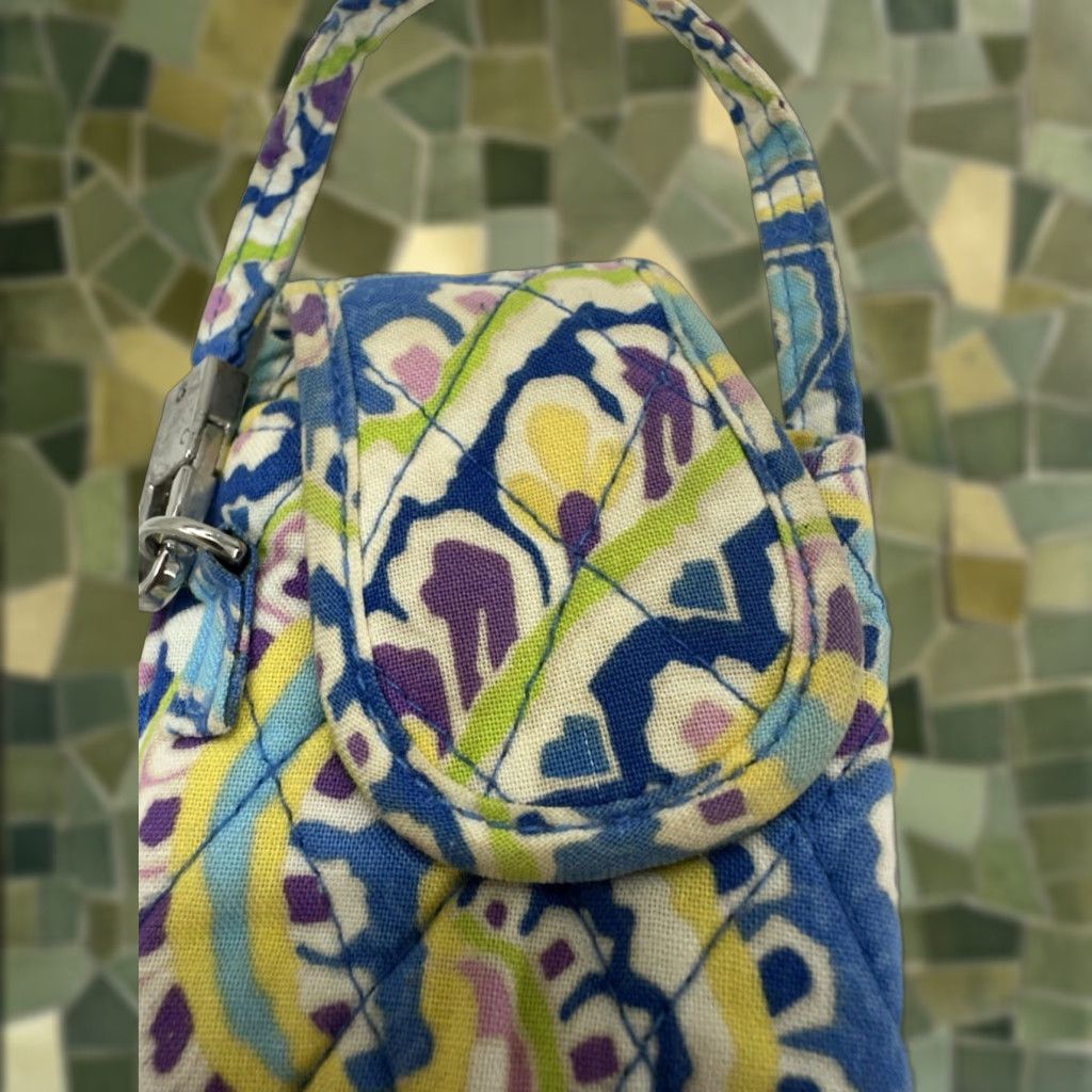Vera Bradley Vera Bradley Phone Case Capri Blue Quilted Flip Phone Holder Cover Wrist Strap Y2K Size ONE SIZE - 1 Thumbnail