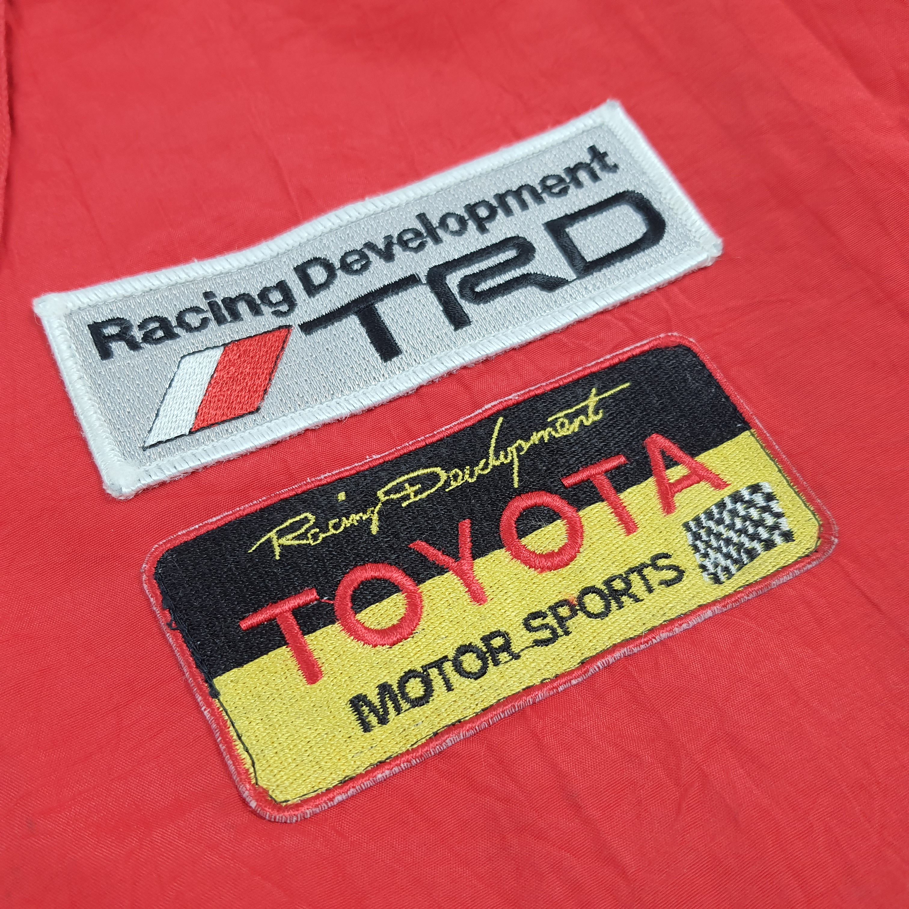 Japanese Brand Vintage 90s Toyota TRD Racing Jacket Red Bomber C300N2 Size US L / EU 52-54 / 3 - 5 Thumbnail