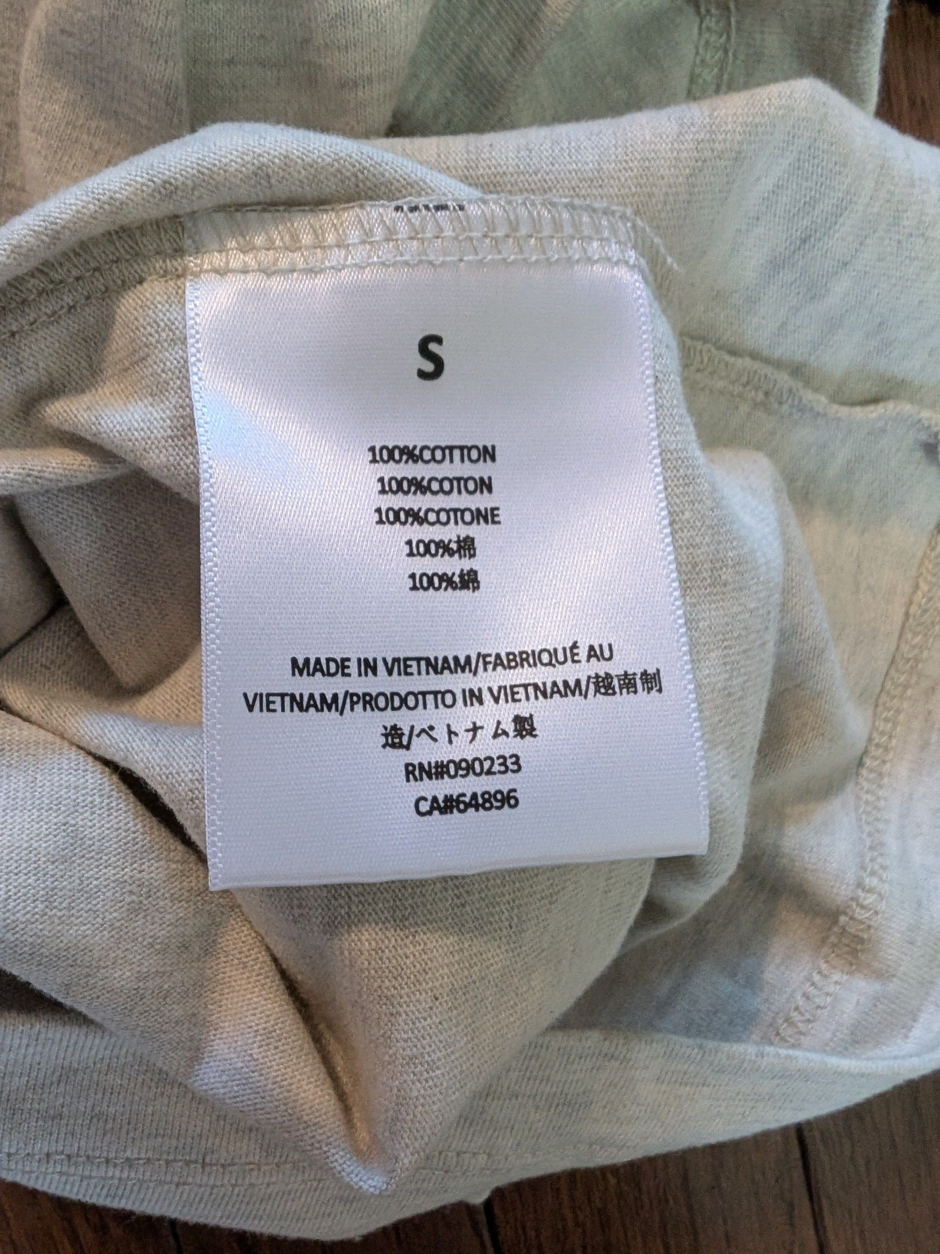 Essentials Fear of God Essentials Oatmeal Long Sleeve Shirt Size S Size US S / EU 44-46 / 1 - 7 Thumbnail
