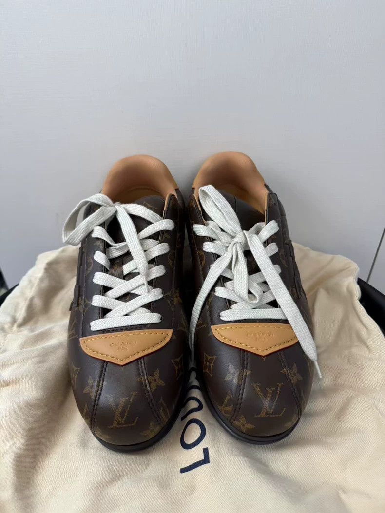 Louis Vuitton Louis Vuitton Brown Old Flower Bread Shoes Size US 11 / EU 44 - 3 Thumbnail