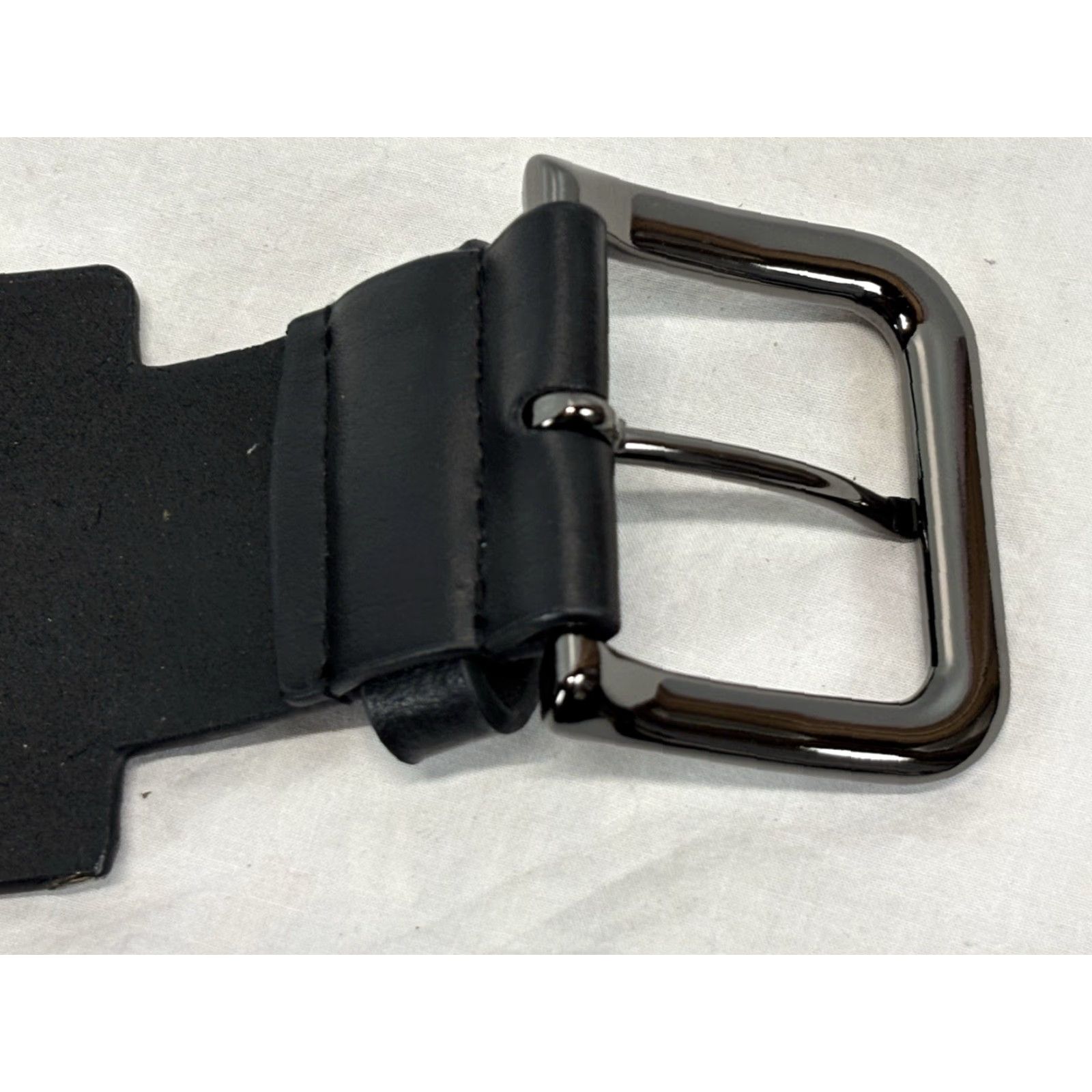 Vintage VINTAGE The W By Worth Collection Laser Cut Leather Belt Women’s Medium Black Extra Wide Size ONE SIZE - 4 Thumbnail