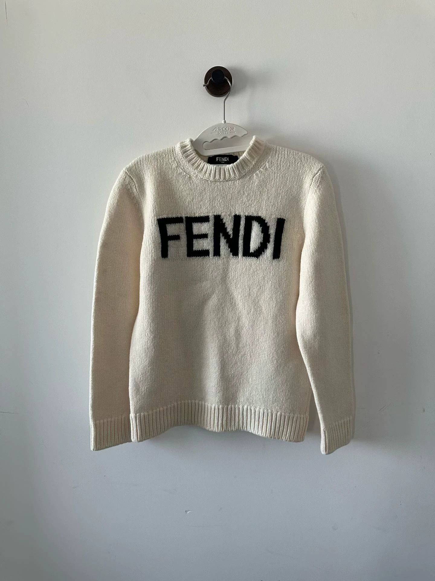 Fendi Fendi Sweater 48 95 New Size XL / US 12-14 / IT 48-50 - 1 Thumbnail