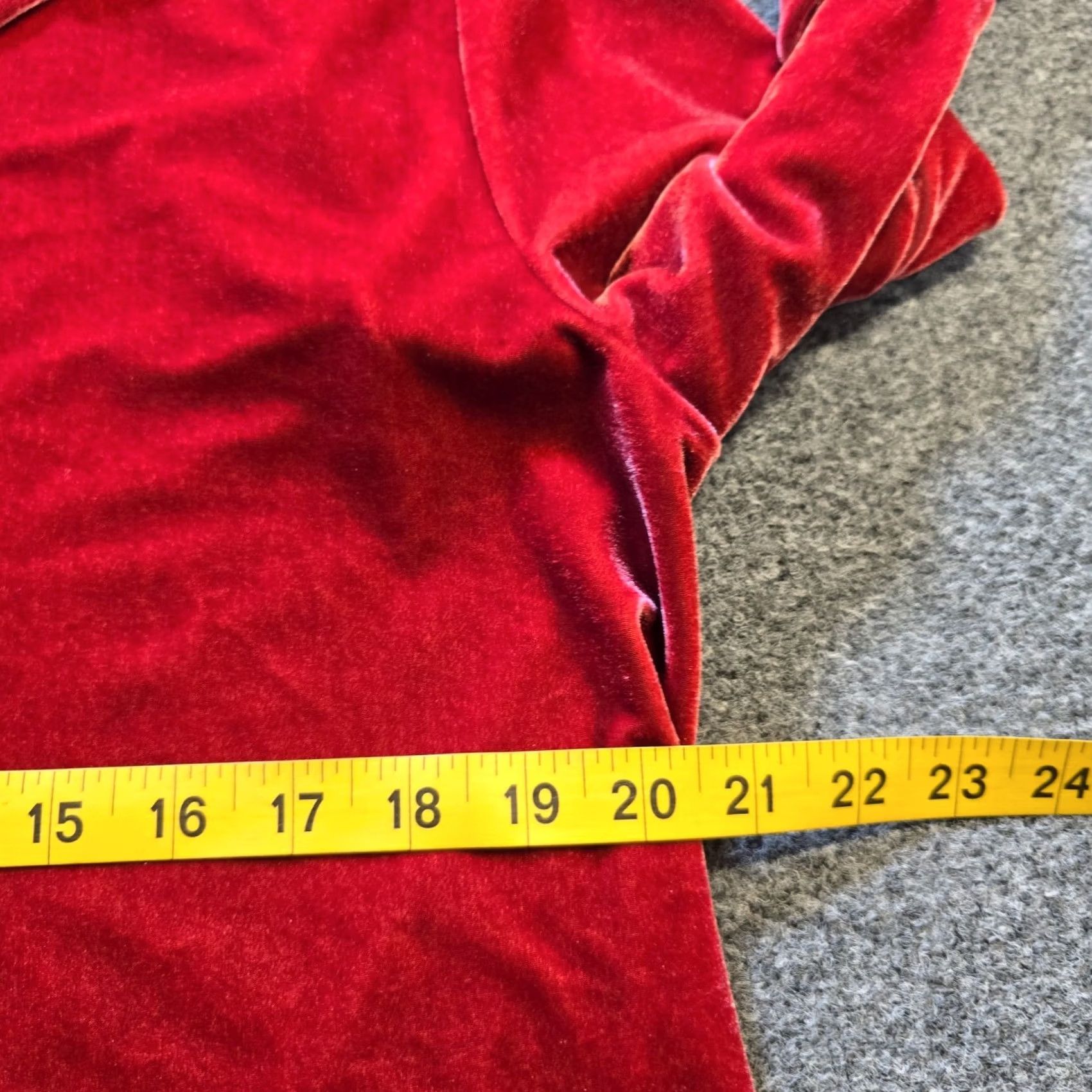 Soft Surroundings Soft Surroundings Top Womens Size Large Red Velour Button Up Long Sleeve Casual Blouse Size L / US 10 / IT 46 - 6 Thumbnail