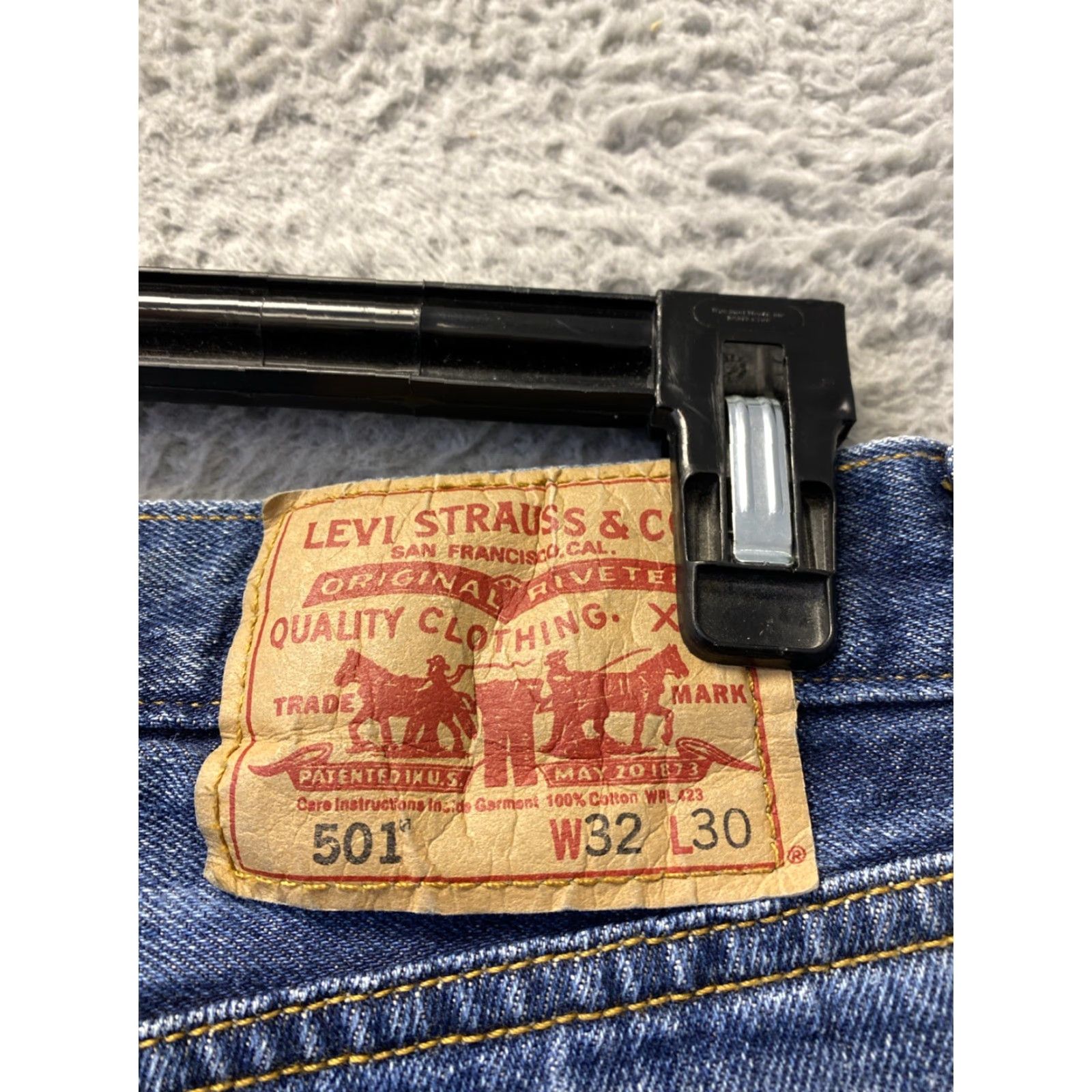 Levi's Vintage Levi's 501 Original Trimmed to Fit Men's 32x26 Jeans /156-21 Size US 32 / EU 48 - 7 Thumbnail