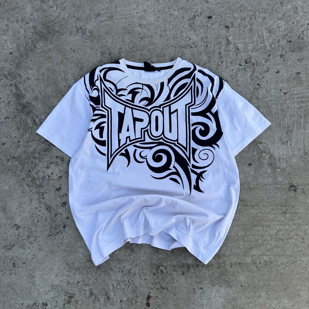 Tapout Vintage Japanese Style Adult Tapout T-shirt Big Logo Hype Size US XL / EU 56 / 4 - 1 Thumbnail