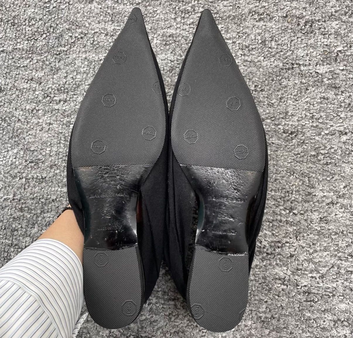 Balenciaga Balenciaga Alphabet Logo Pointed Toe Flats K12 Size US 5.5 / IT 35.5 - 4 Thumbnail