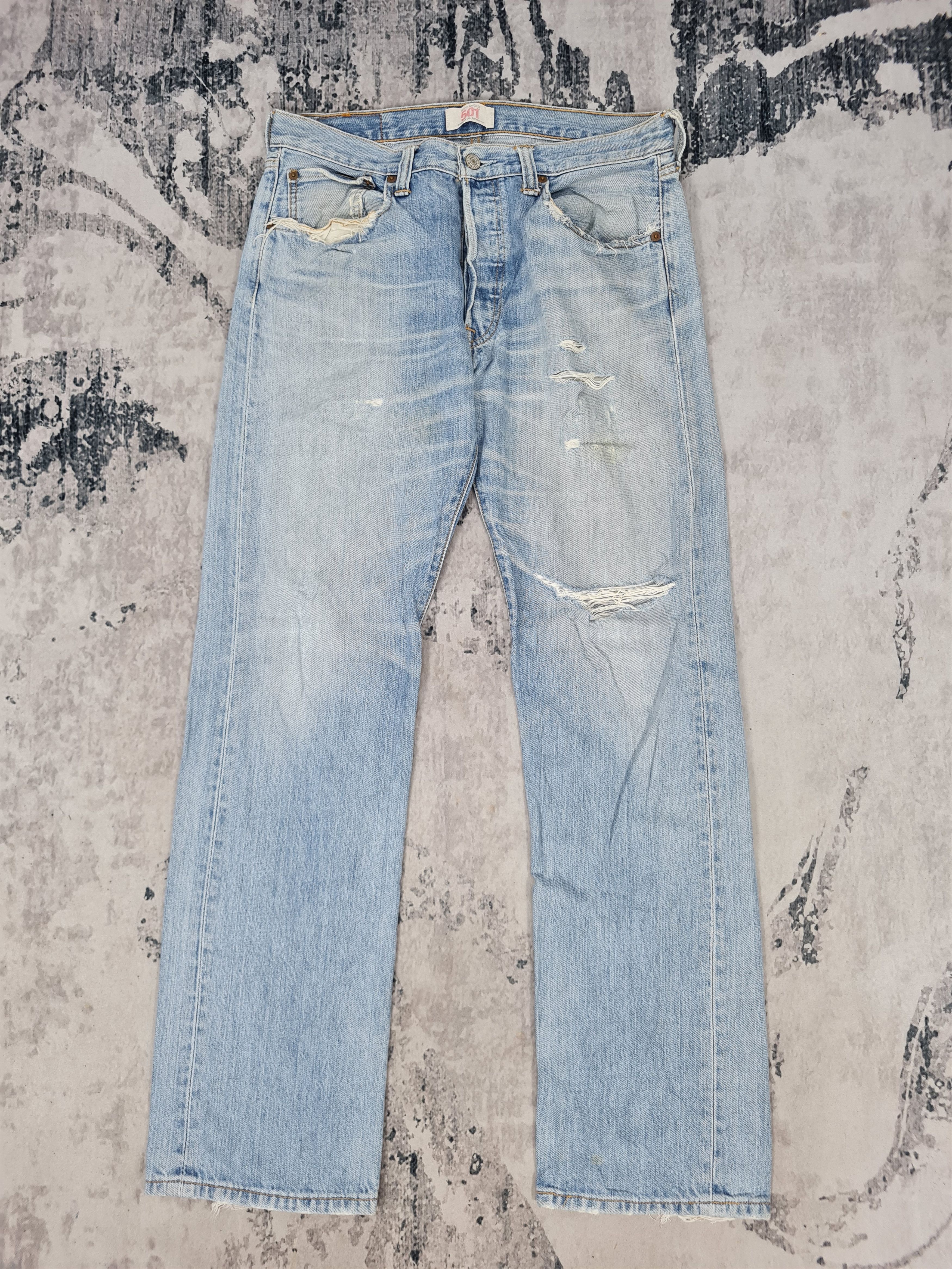 Levi's Vintage Clothing Vtg LEVIS 501 Distressed Faded Ripped Jeans L0381 Size 34X32 Size US 34 / EU 50 - 1 Thumbnail