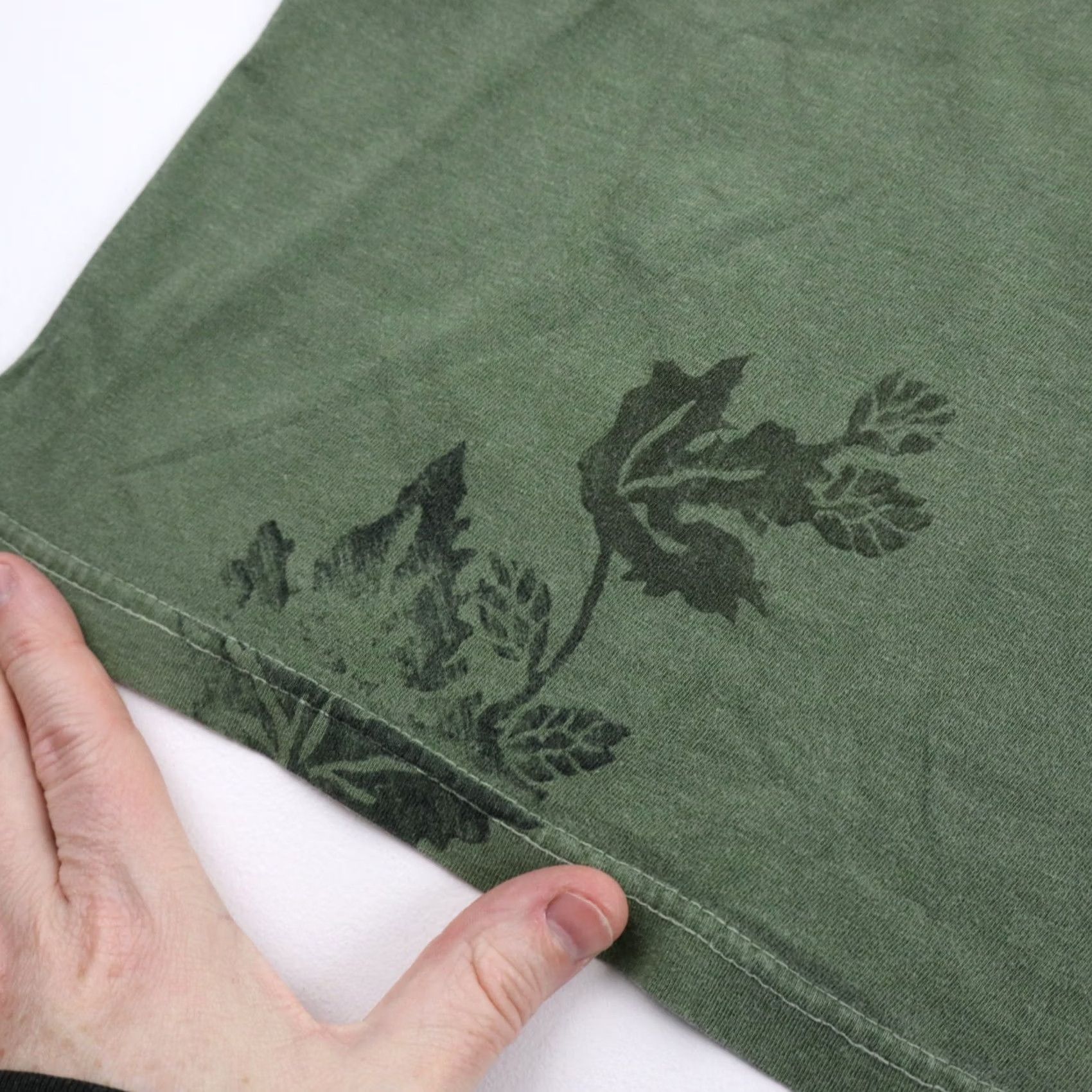 Vintage VINTAGE Authentic Pigment Lagunitas Little Sumpin Ale T Shirt Mens XL Green 90s Beer Funny Pin Up Dog Bite Streetwear Size US XL / EU 56 / 4 - 6 Thumbnail