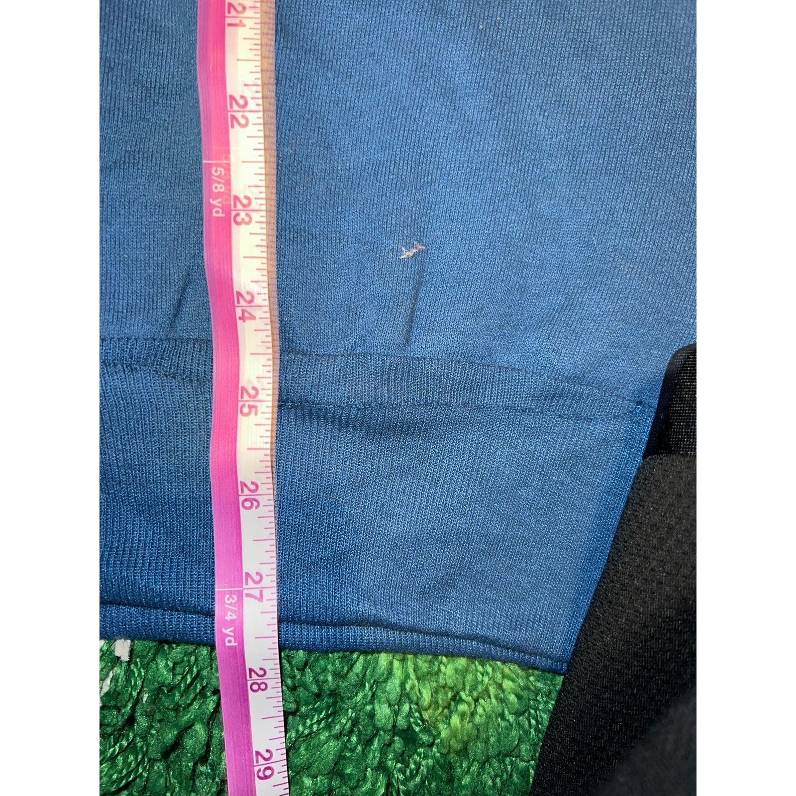 Jerzees 90s Vintage Jerzees Blue Blank Sweatshirt Crewneck Torn VTG Size US M / EU 48-50 / 2 - 10 Thumbnail