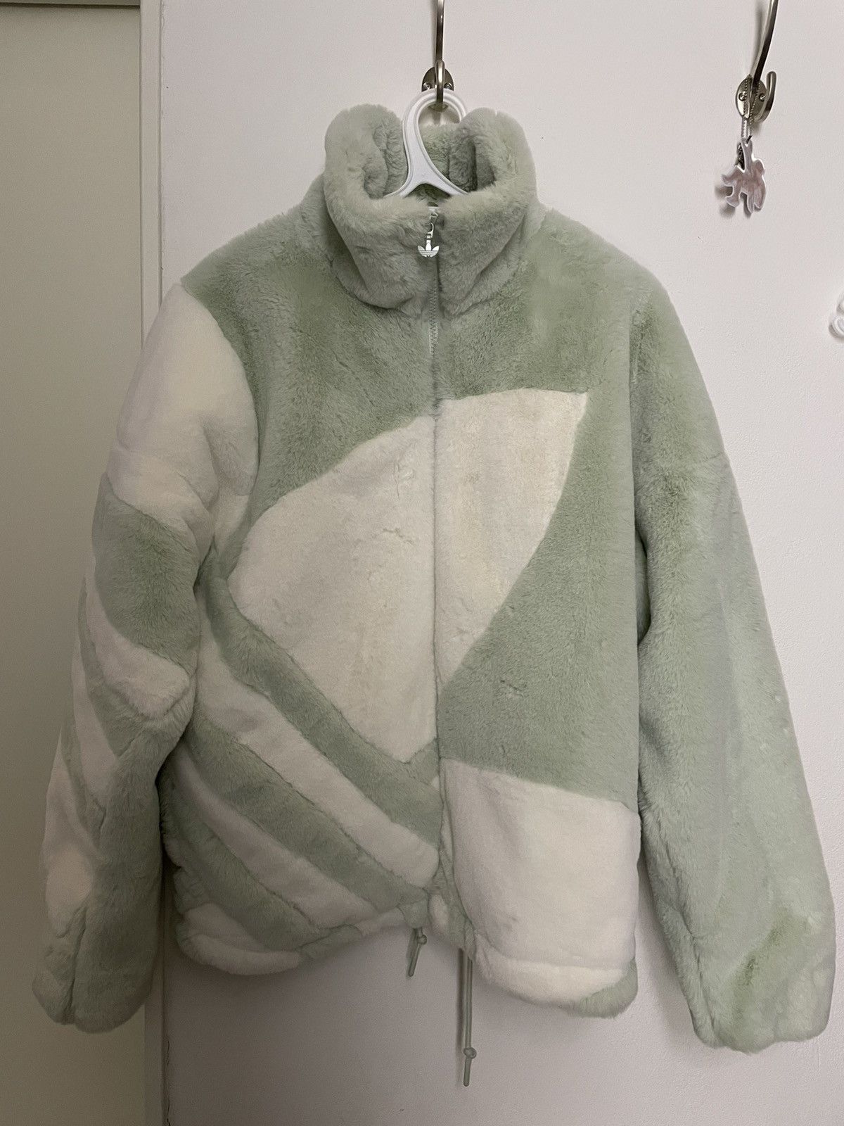 Adidas Adidas japan exclusive mint green faux fur jacket Size L / US 10 / IT 46 - 2 Thumbnail