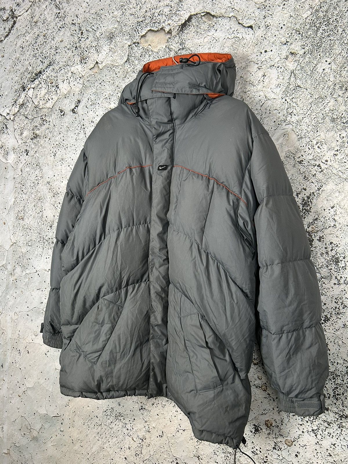 Nike Vintage Nike Y2K Puffer Winter Jacket Gorpcore Streetwear Size US L / EU 52-54 / 3 - 2 Thumbnail