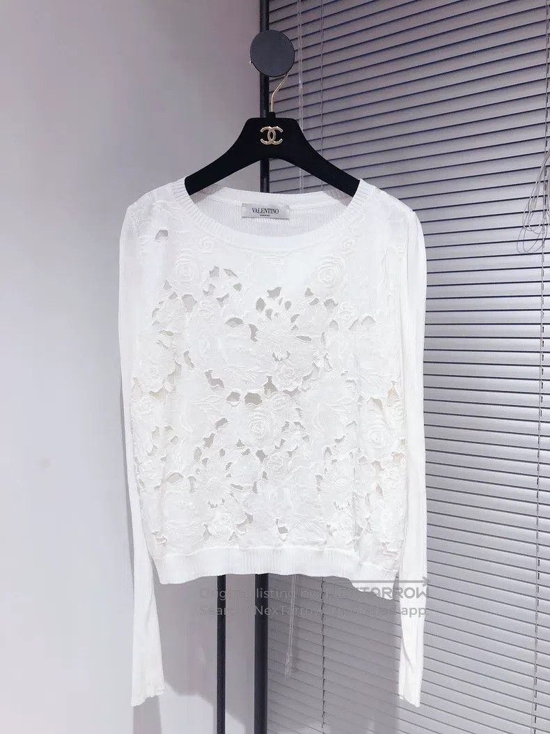 Other Valentino White lace knit top sweater Size S / US 4 / IT 40 - 1 Thumbnail