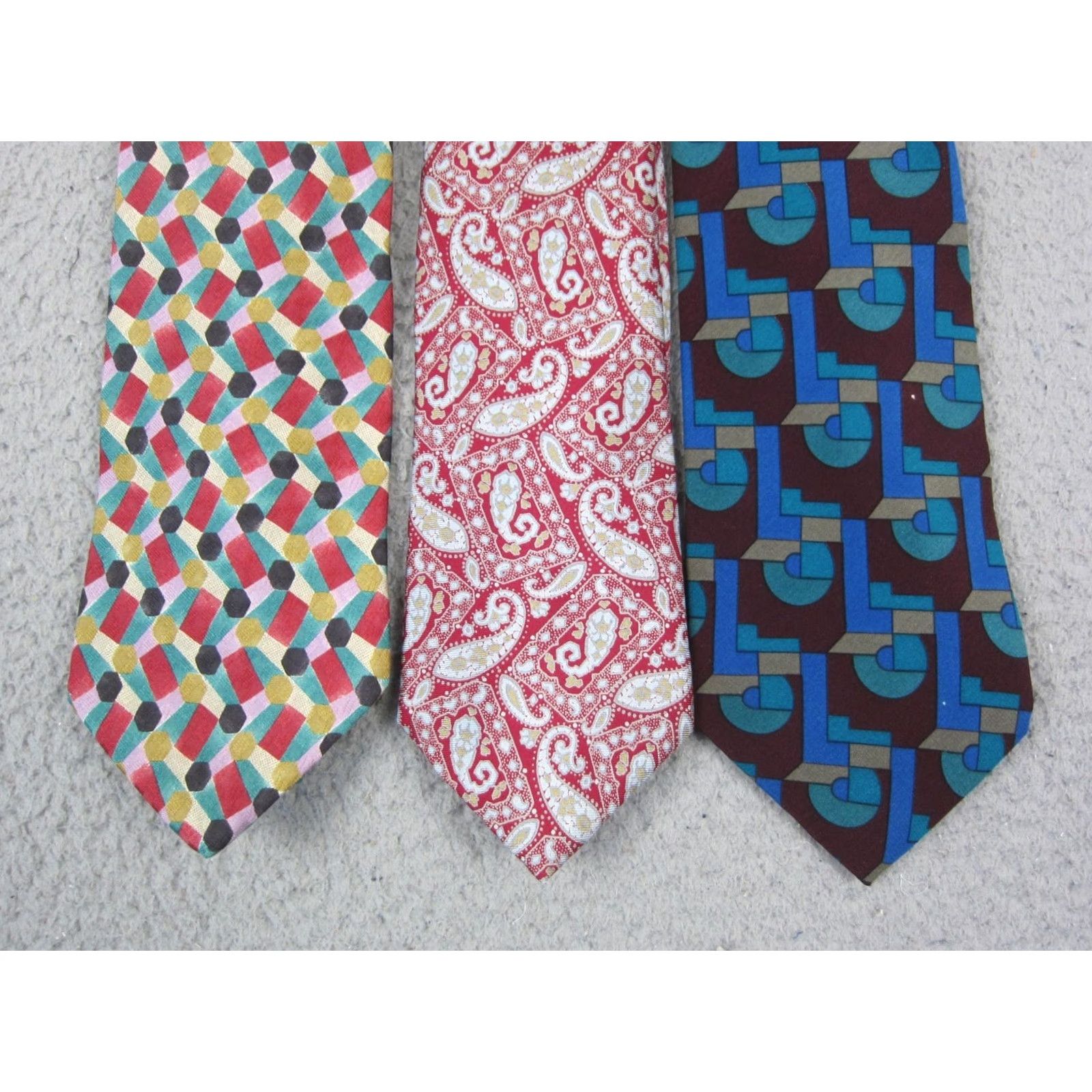 Halston Vintage Tie Lot of 3 Mens Silk Paisley Size ONE SIZE - 4 Thumbnail