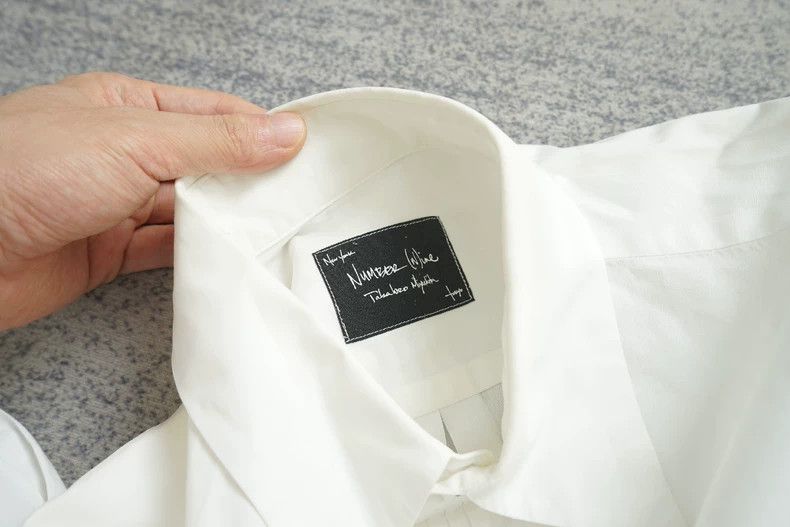 Number (N)ine Number (N)inePleated front-breasted shirt 2503-Nextarrow Size US M / EU 48-50 / 2 - 8 Thumbnail