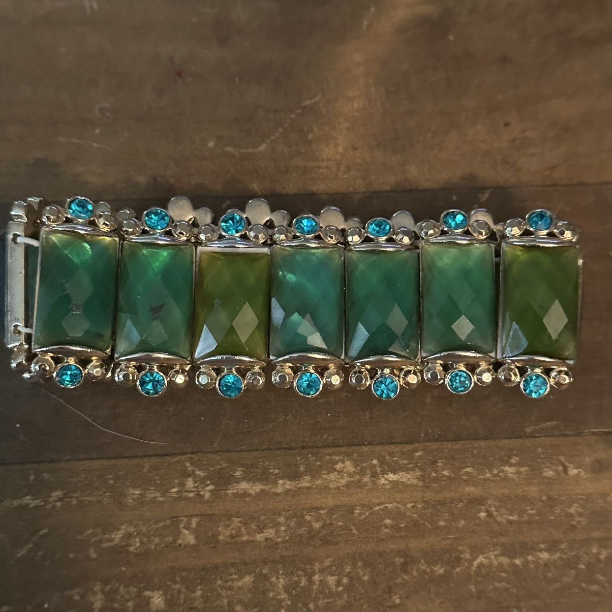 Monet Vintage Monet gold tone green glass panel bracelet Size ONE SIZE - 5 Thumbnail