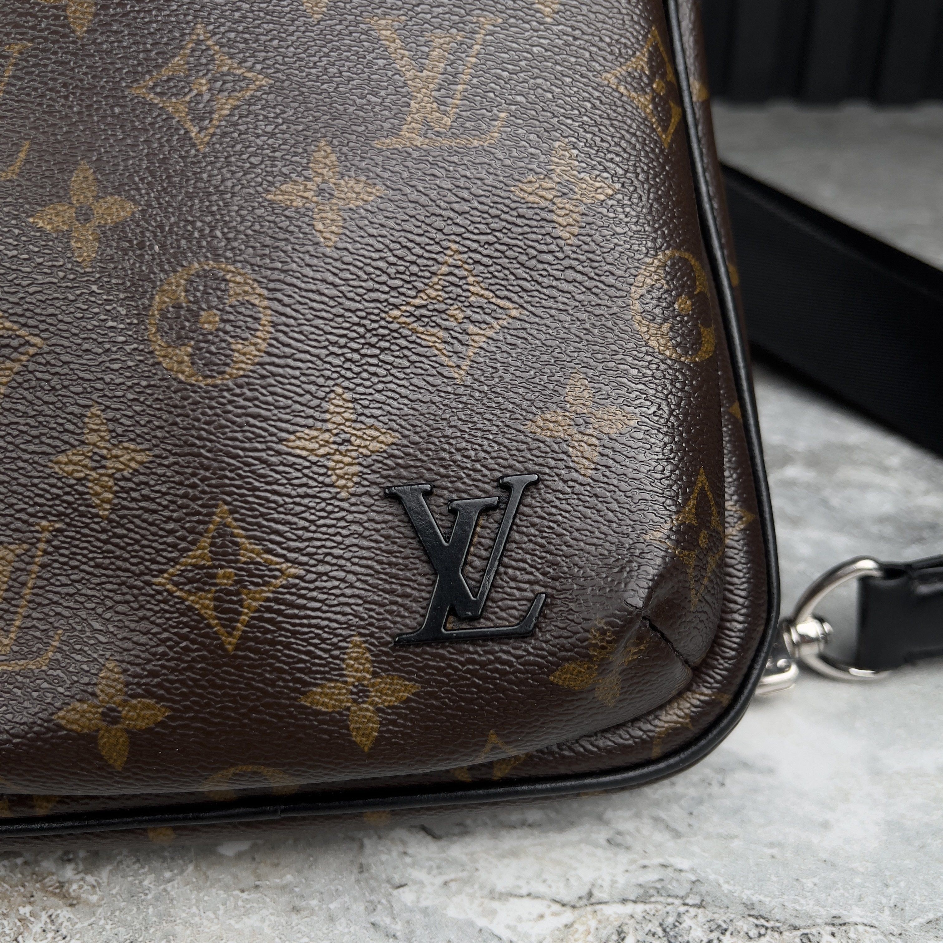 Louis Vuitton Louis Vuitton Avenue Slingbag Monogram Macassar Canvas Size ONE SIZE - 9 Thumbnail