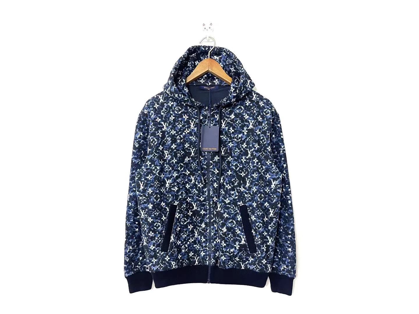 Louis Vuitton LV Monogram All Over Logo Hoodie Size S New Size US S / EU 44-46 / 1 - 1 Thumbnail