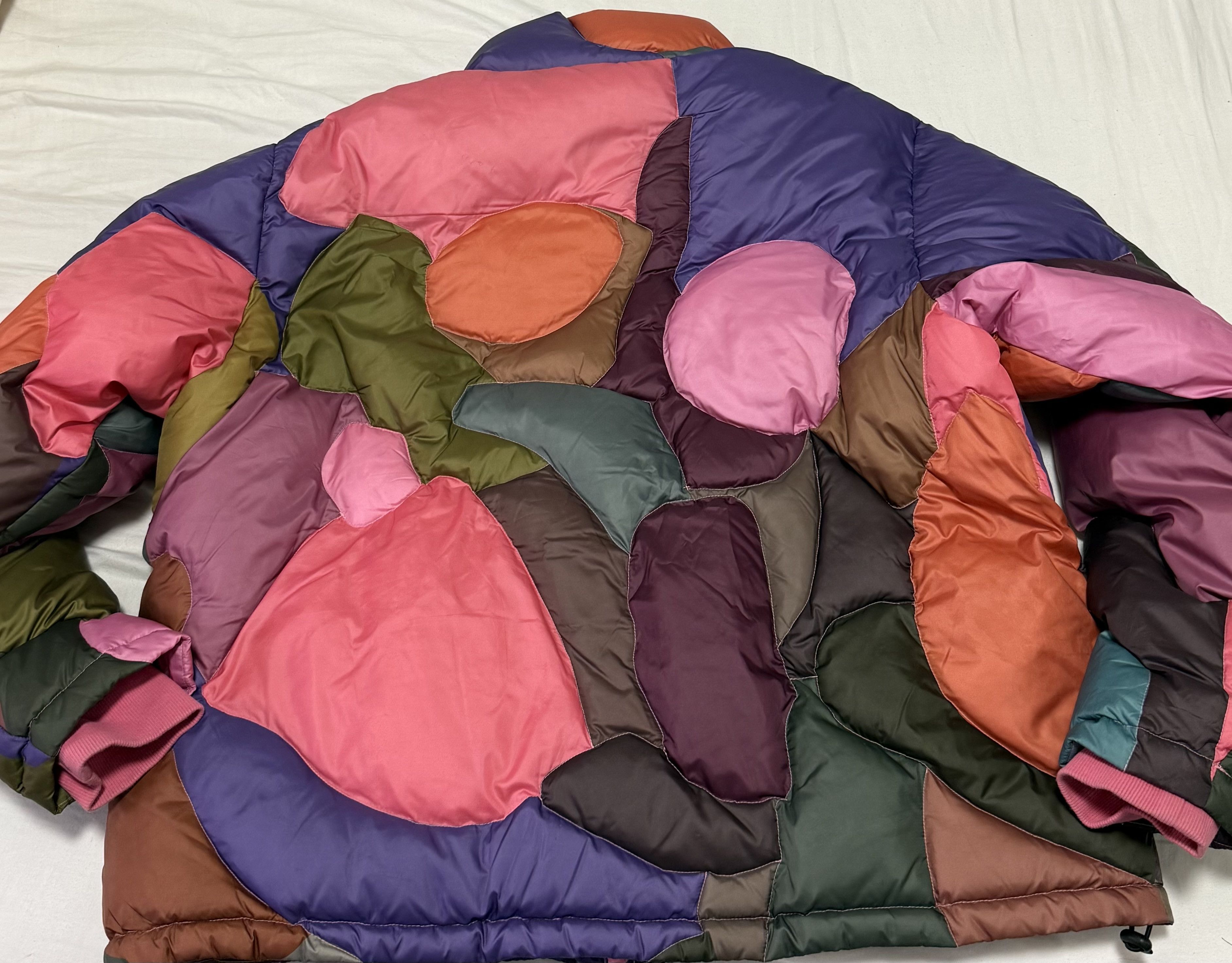 KidSuper 2023 KidSuper Passion Fruit Kissing Puffer Jacket L Size US L / EU 52-54 / 3 - 2 Thumbnail
