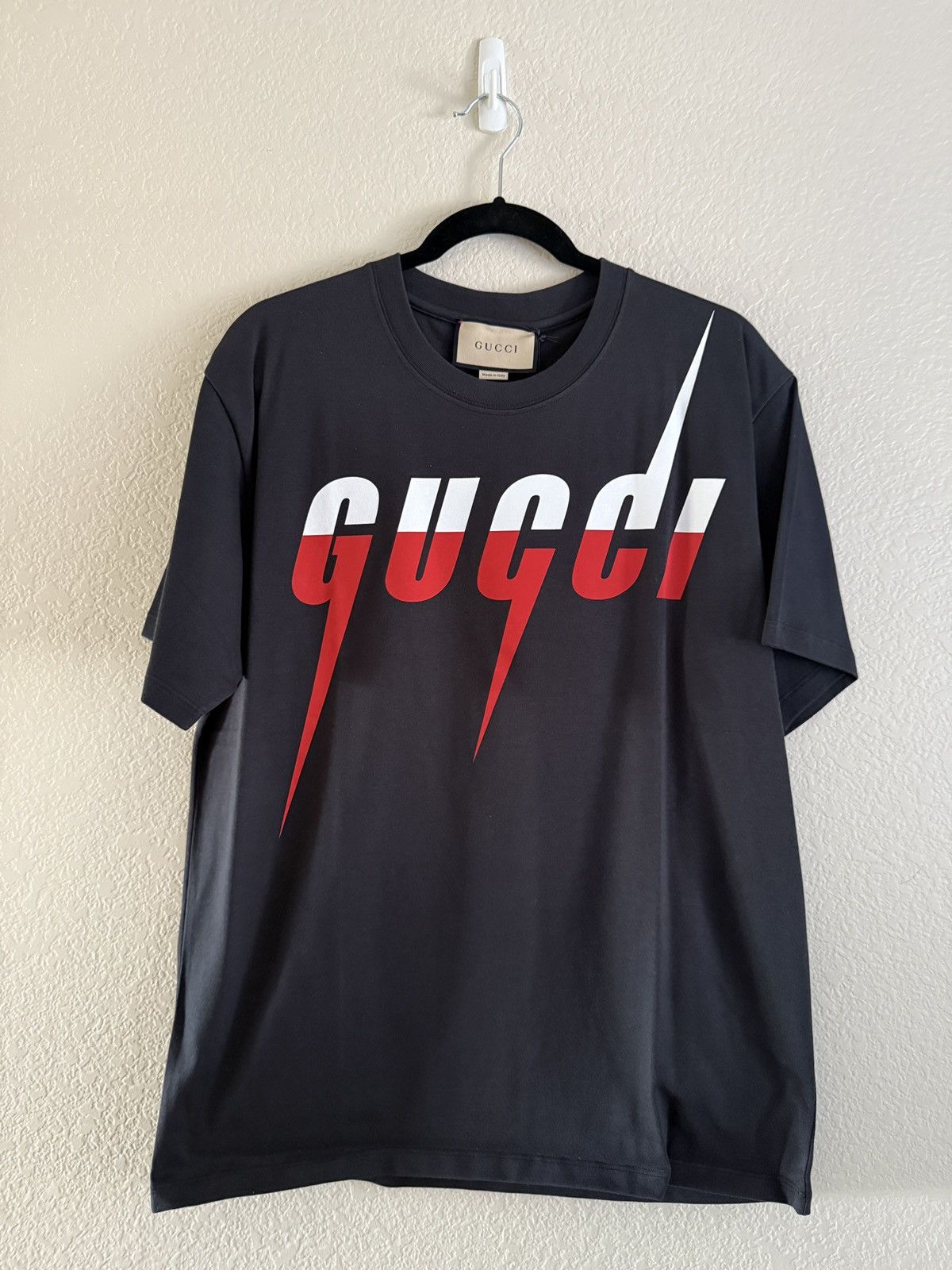 Gucci Bnwt Gucci Logo Blade Printed Crewneck T-Shirt size Small Size US S / EU 44-46 / 1 - 1 Thumbnail