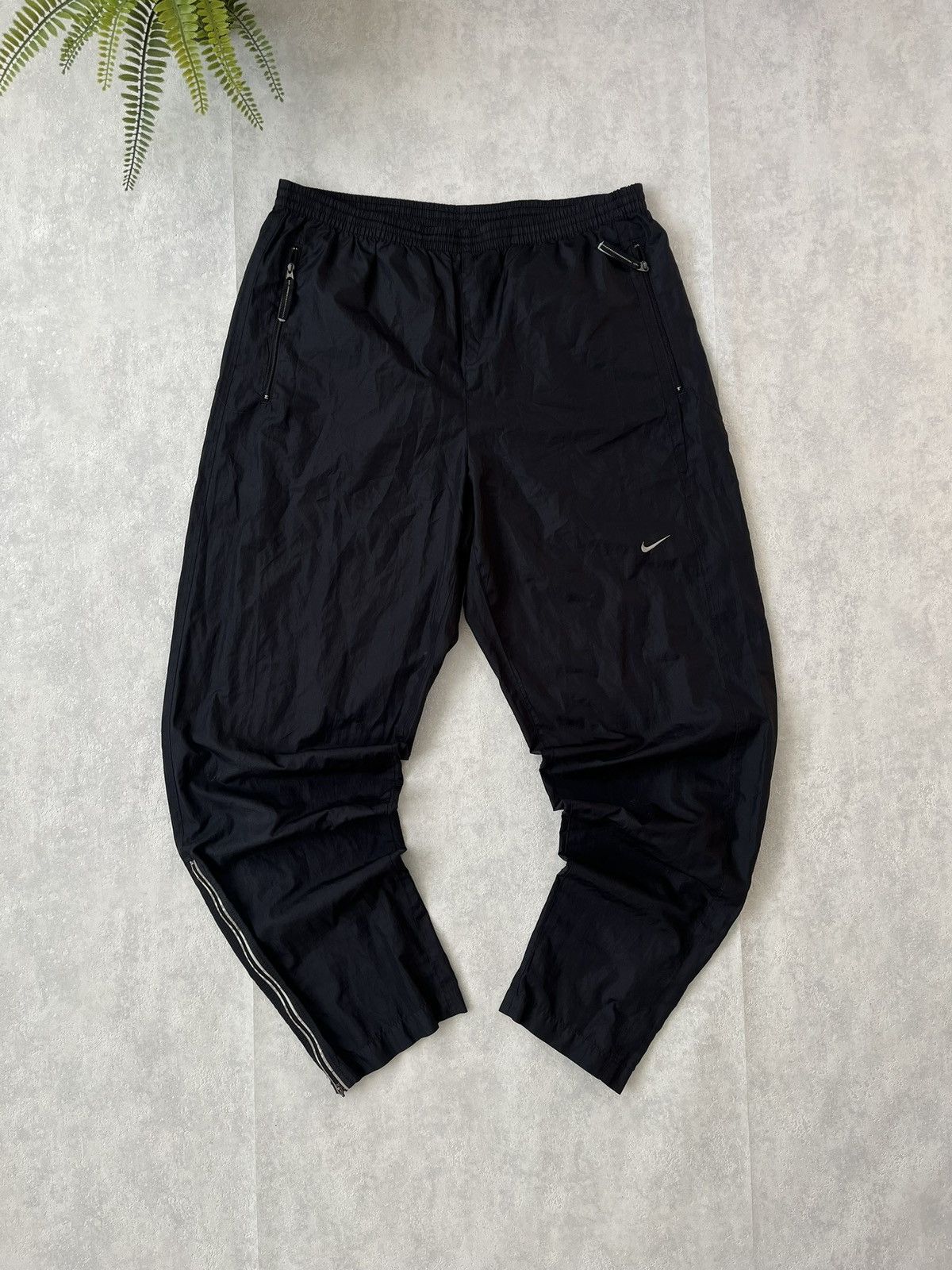 Nike × Vintage 90s Nike Swoosh Vintage Y2K Parachute Nylon Retro Pants Size US 32 / EU 48 - 1 Thumbnail