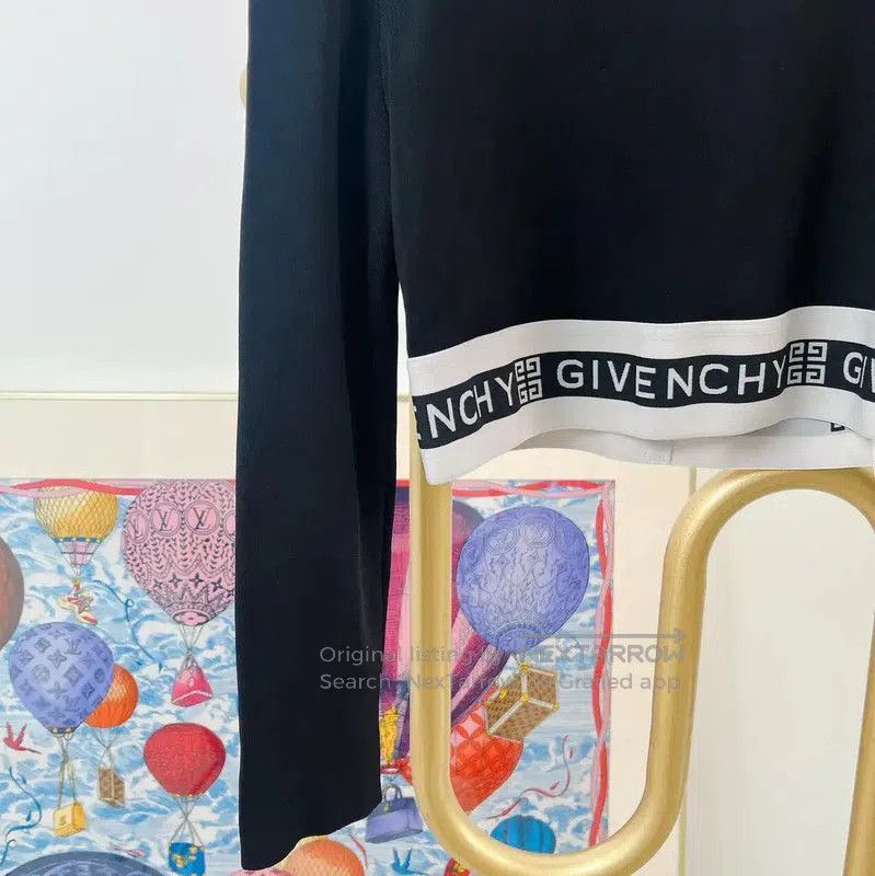 Givenchy Givenchy Black Long Sleeve Cropped Sweatshirt . Size M / US 6-8 / IT 42-44 - 3 Thumbnail