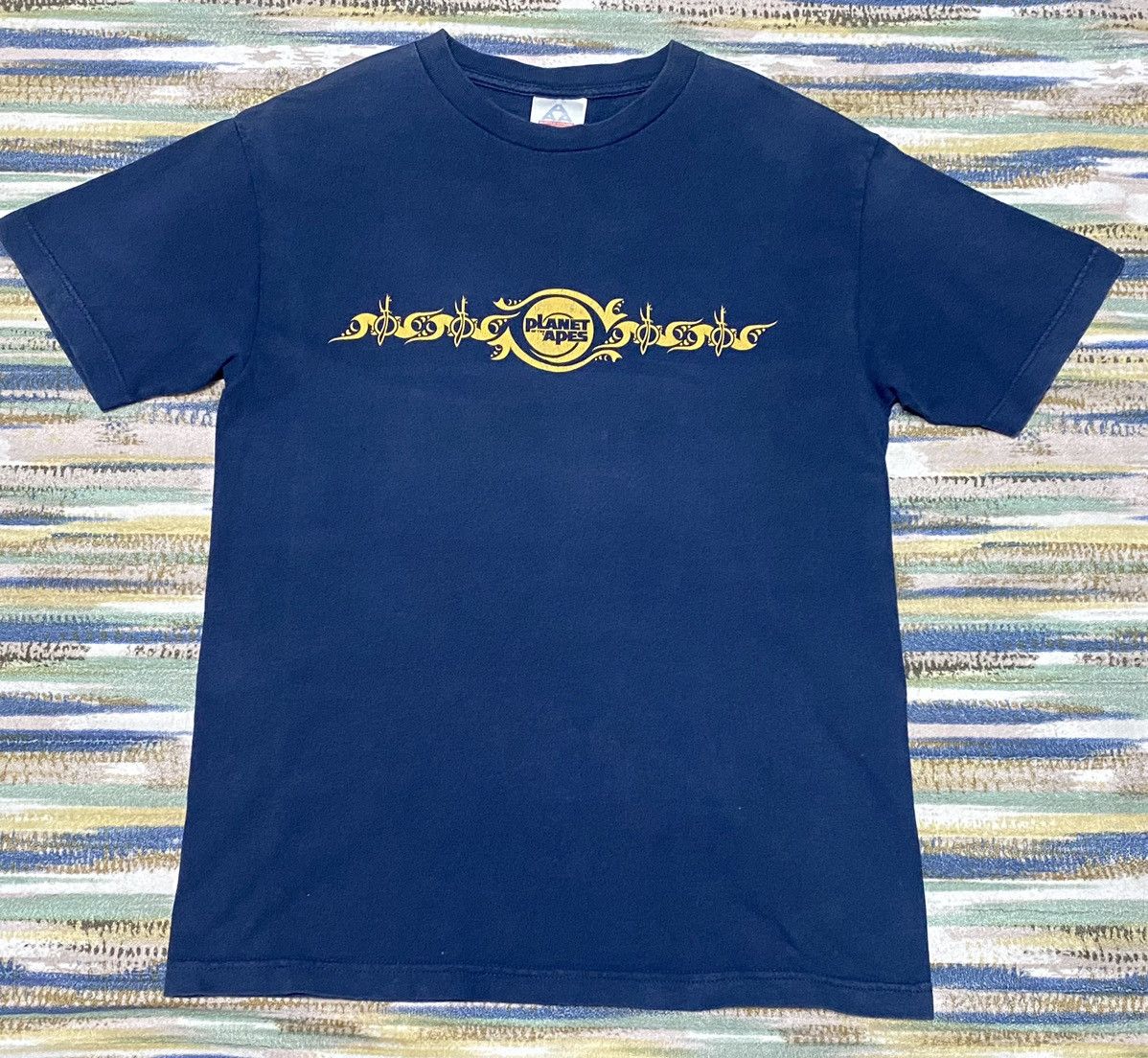 Vintage Vintage 90's PLANET OF THE APES T-Shirt Size US M / EU 48-50 / 2 - 1 Thumbnail