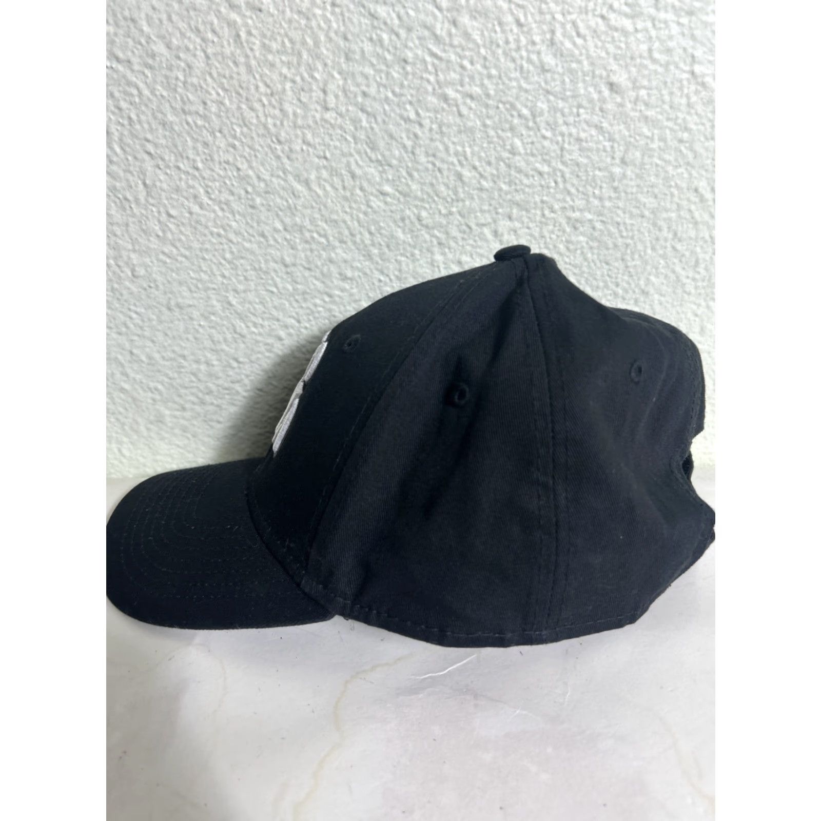 New Era New Era Strapback Hat Peso Pluma Black White Embroidery Adjustable Baseball Cap Men One Size Black Size ONE SIZE - 6 Thumbnail