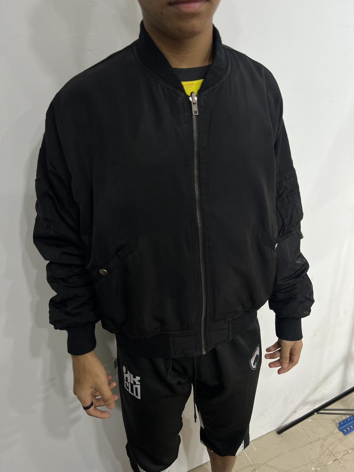 Japanese Brand Vintage Japanese Brand Reversible Bomber Sherpa Jacket J1619 Size US L / EU 52-54 / 3 - 11 Thumbnail