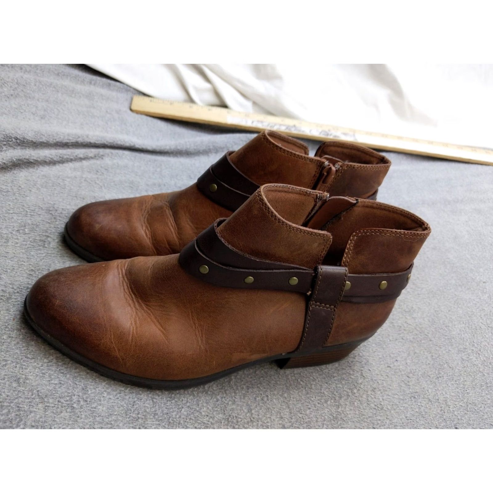 Clarks Clarks Collection Boots Womens Size 6.5 Brown Leather Ankle Strap Bootie Zip Size US 7 / IT 37 - 2 Thumbnail
