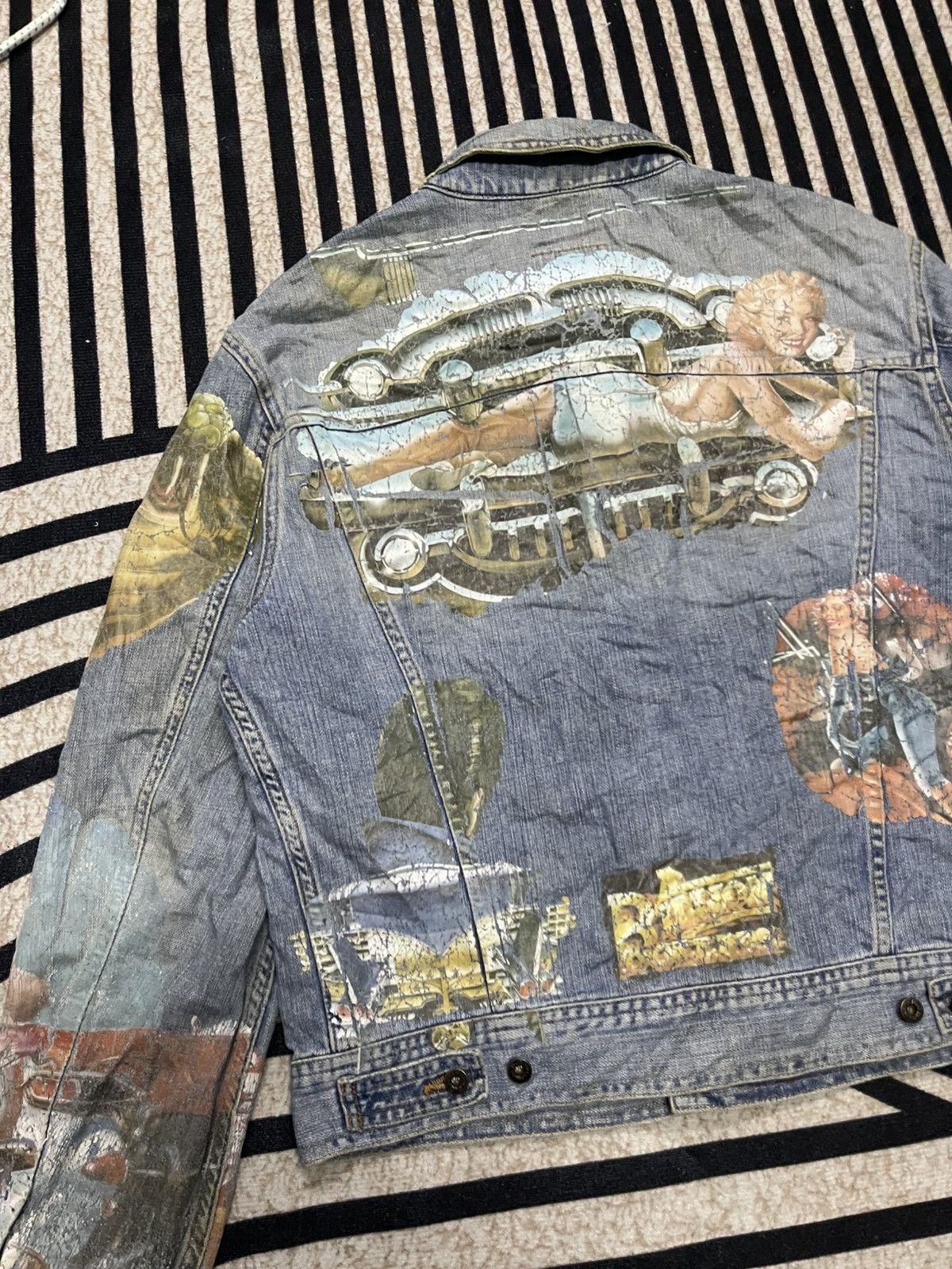Dolce & Gabbana 2000s DOLCE & GABBANA PIN-UP PRINTED AMERICAN DENIM JACKET Size US M / EU 48-50 / 2 - 9 Thumbnail