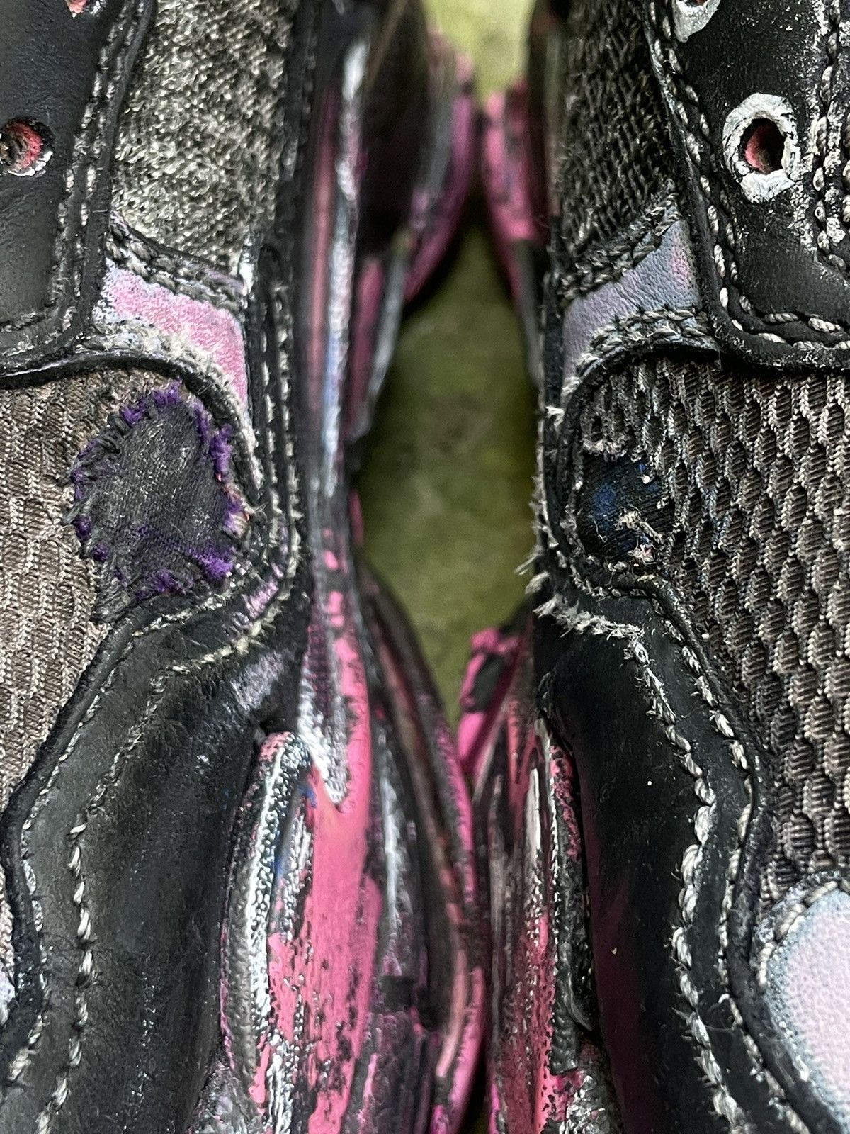 Balenciaga Balenciaga Triple S Custom Sneakers Black/Pink Size US 7 / EU 40 - 9 Thumbnail