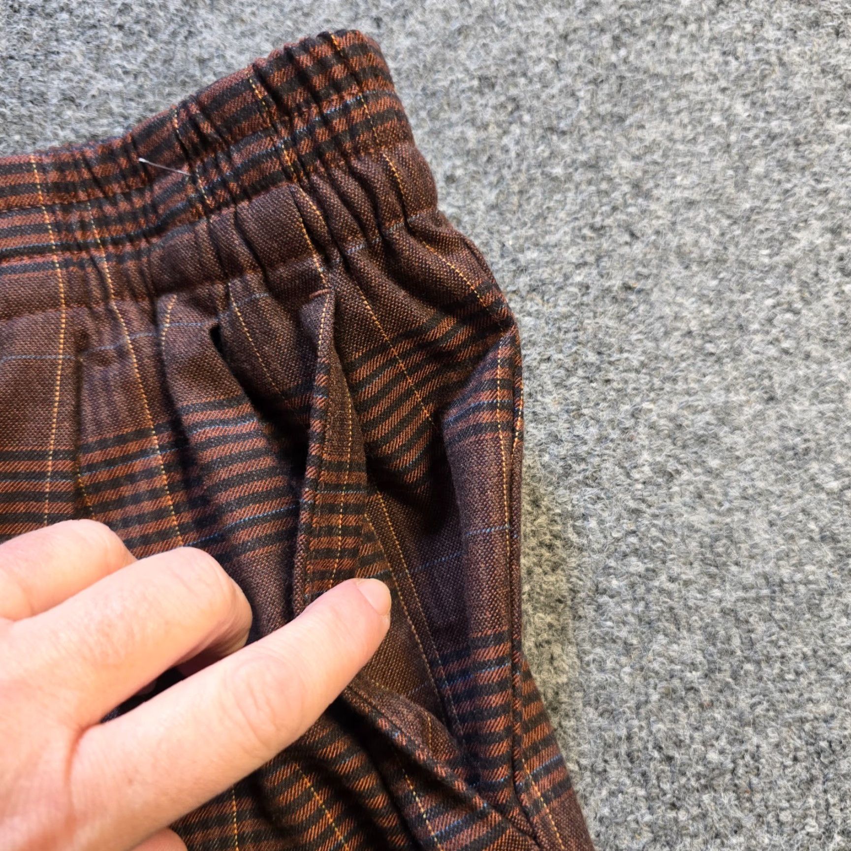 Madewell Madewell Pants Womens Size Small Brown Plaid Zip Cropped Pleated Capsule Casual Tapered Cropped Capris Style Size 28" / US 6 / IT 42 - 3 Thumbnail