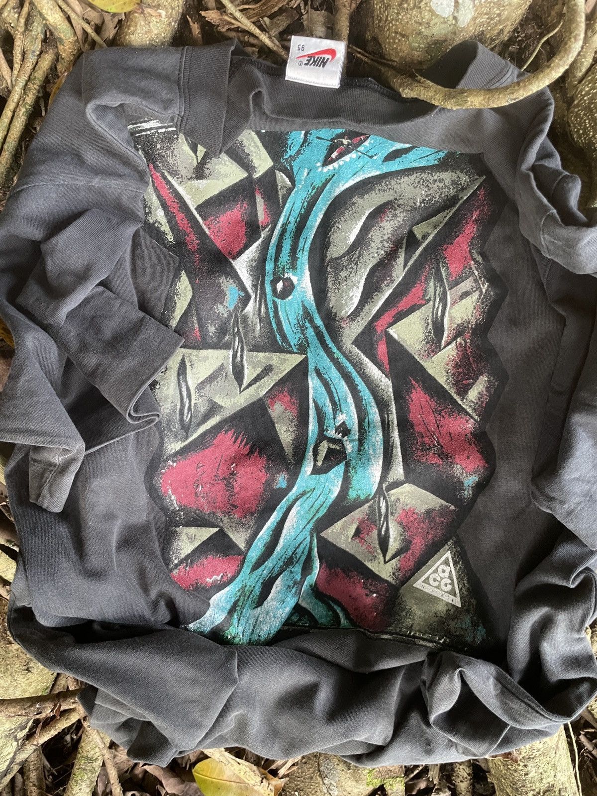 Nike ACG Vintage Nike Acg Rare Desain Beautiful Faded Size US L / EU 52-54 / 3 - 1 Thumbnail
