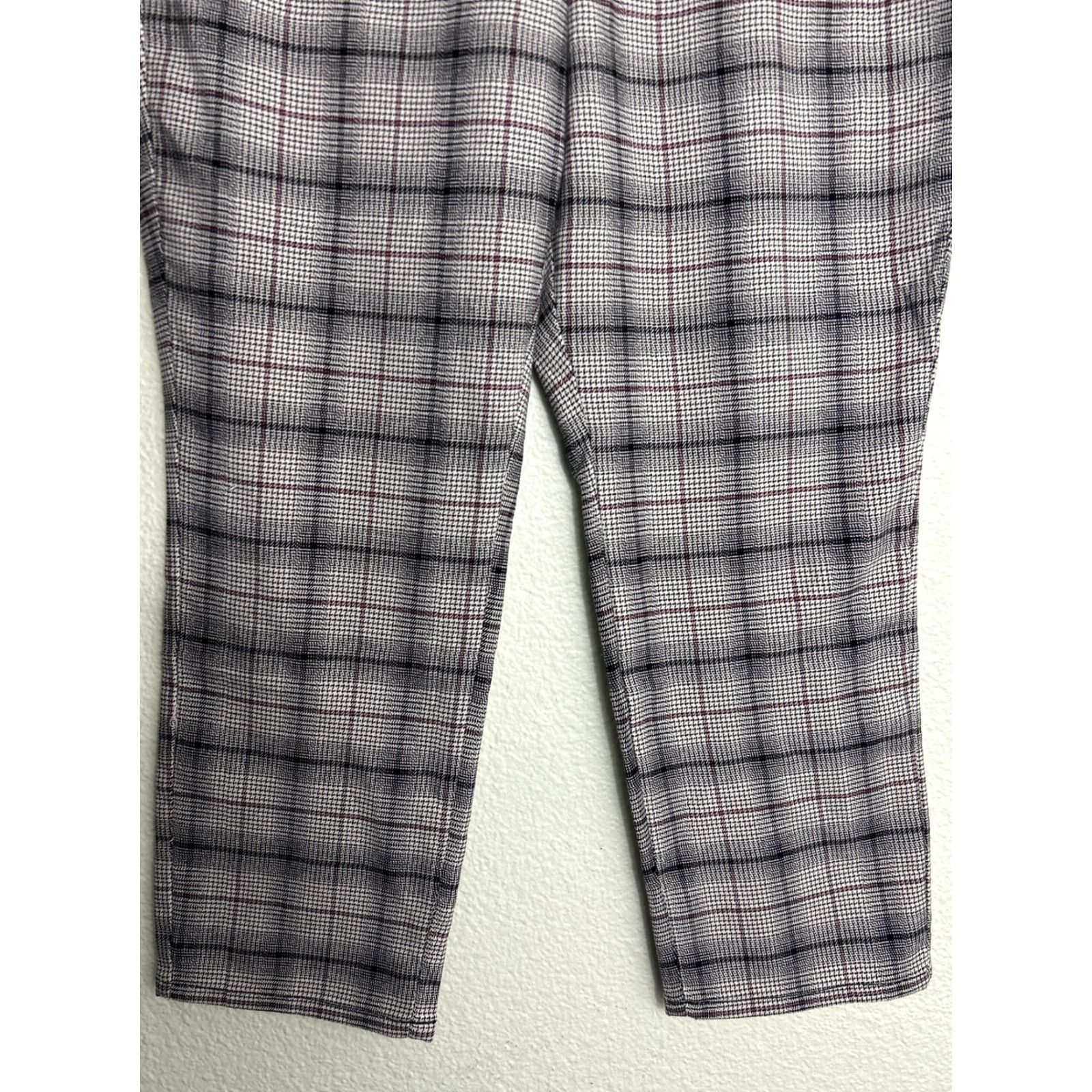 American Eagle Outfitters VINTAGE? (no) Size 40" / US 18 - 2 Thumbnail