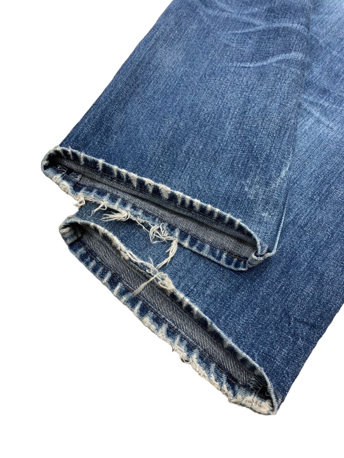 Levi's Levis 501 Buttonfly Distressed Whiskering Denim Pants (AB35) Size US 29 - 8 Thumbnail
