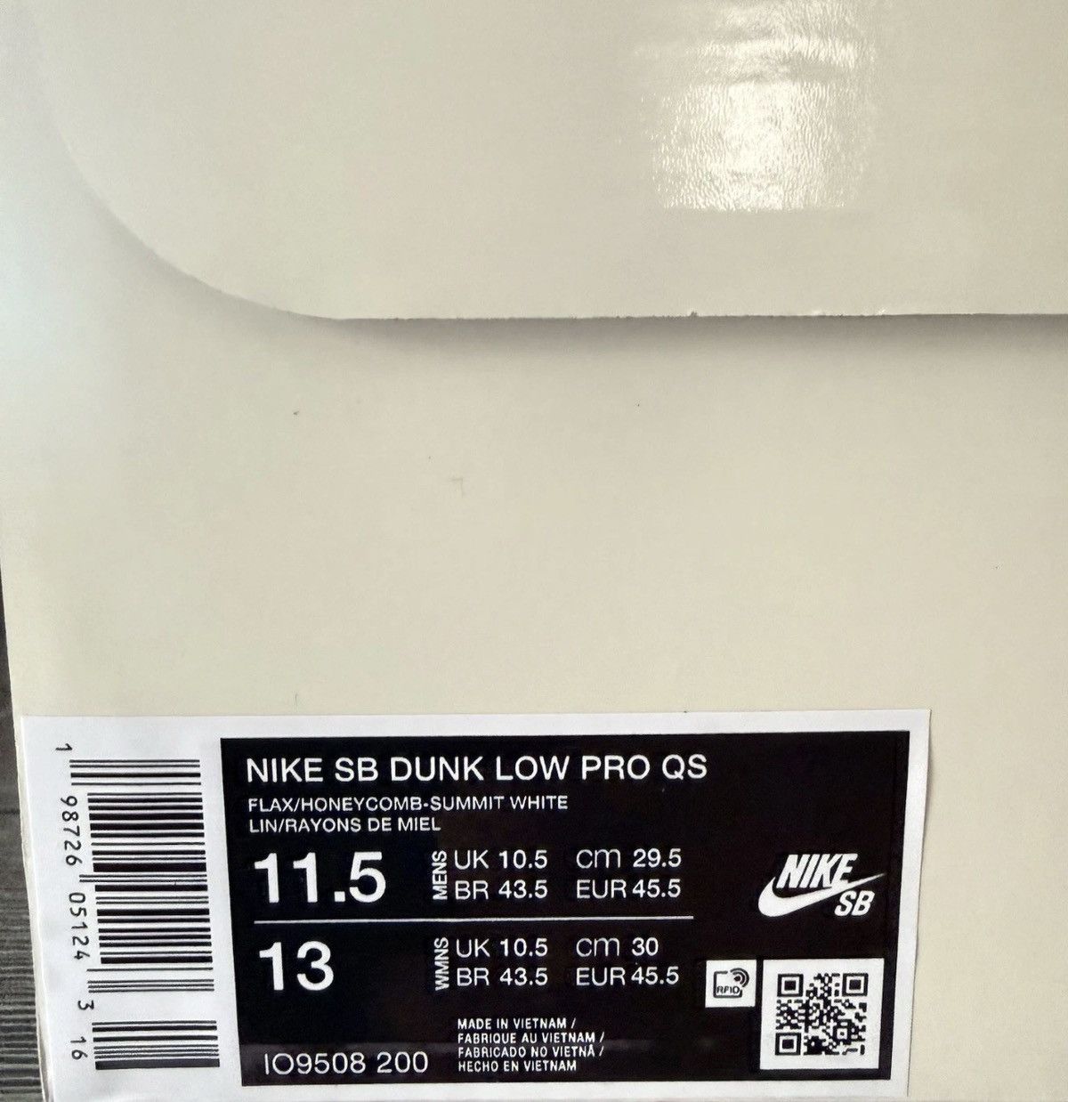 Nike Nike sb dunk low Note Manchester brew and biscuits Size US 11.5 / EU 44-45 - 7 Thumbnail