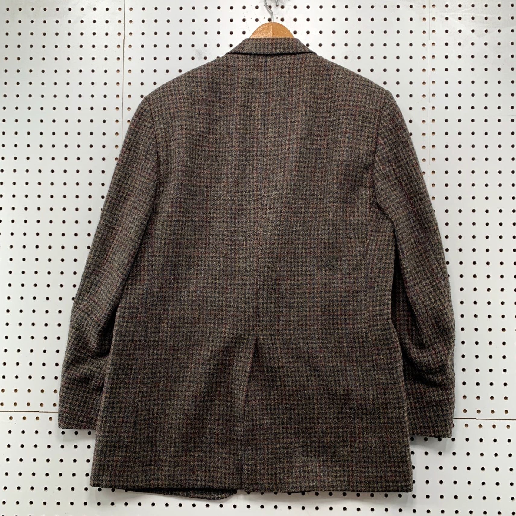 Hart Schaffner Marx Vintage Hart Schaffner Marx Blazer Mens 40 Tweed Wool Brown Houndstooth USA Jacket Blazer Mens 40 Brown Wool Tweed Houndstooth Size 40R - 2 Thumbnail