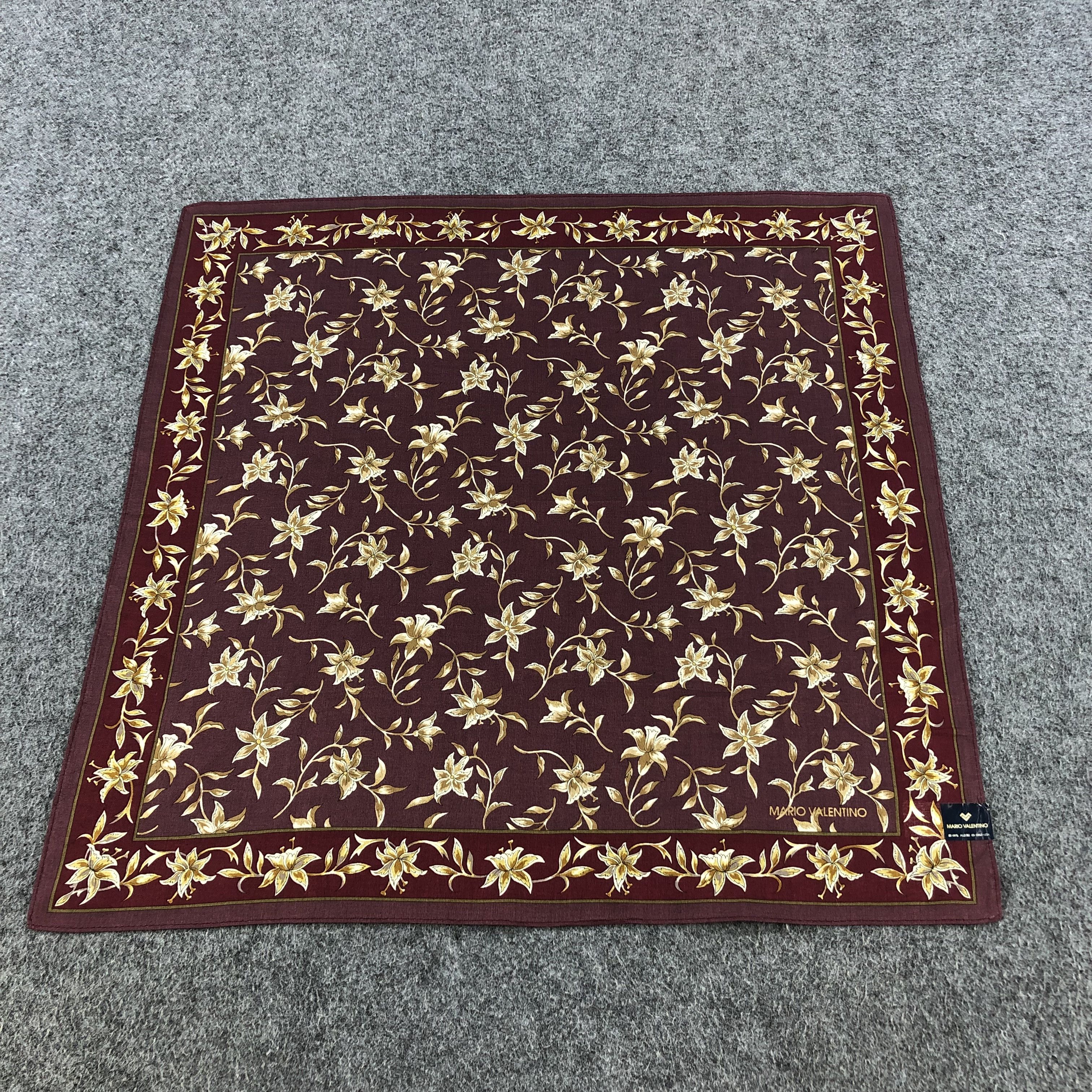 Mario Valentino Mario Valentino Handkerchief Neckerchief Bandana H1349 Size ONE SIZE - 2 Thumbnail
