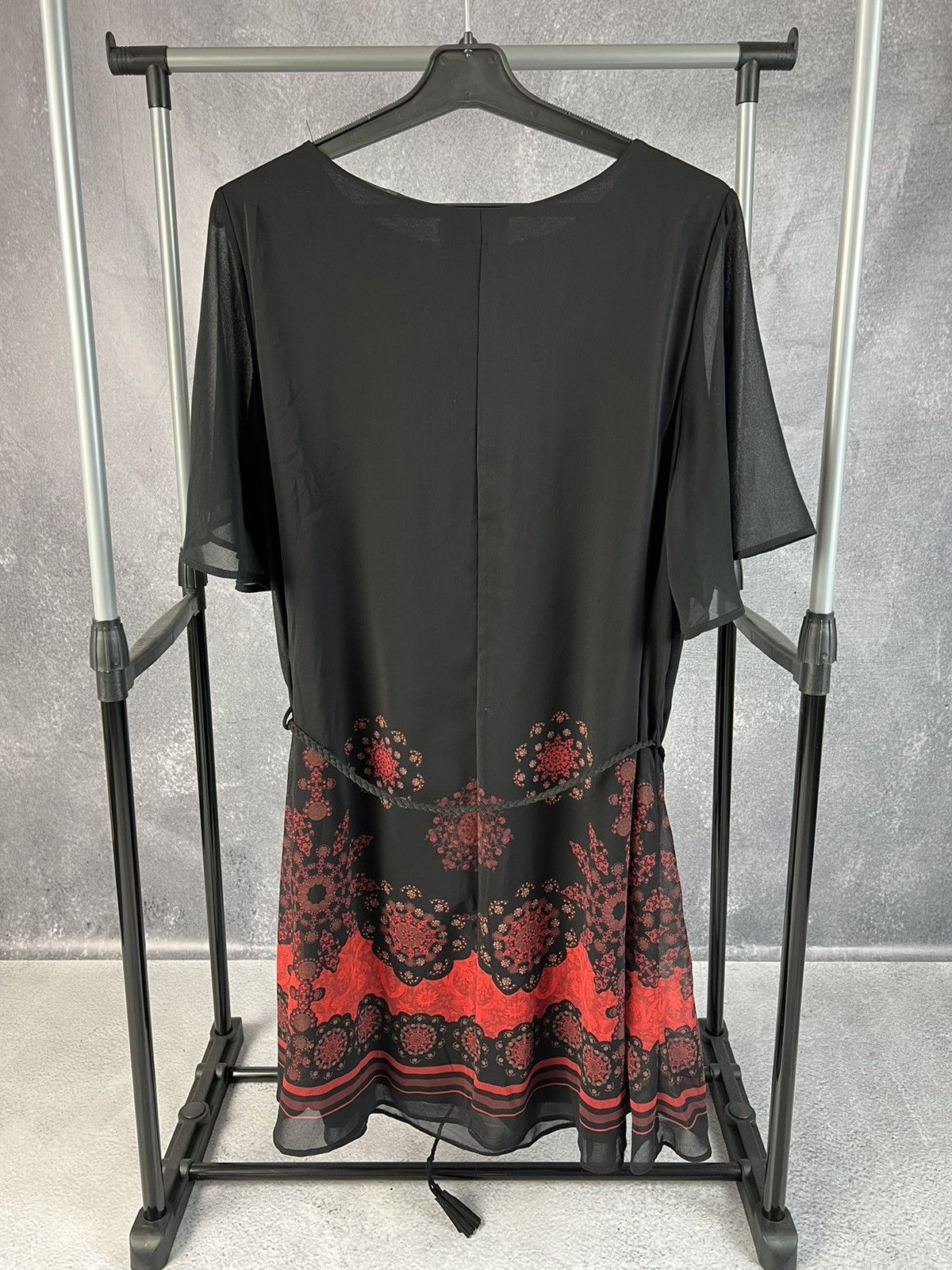 Desigual Desigual luxury wmns dress Size XL / US 12-14 / IT 48-50 - 2 Thumbnail