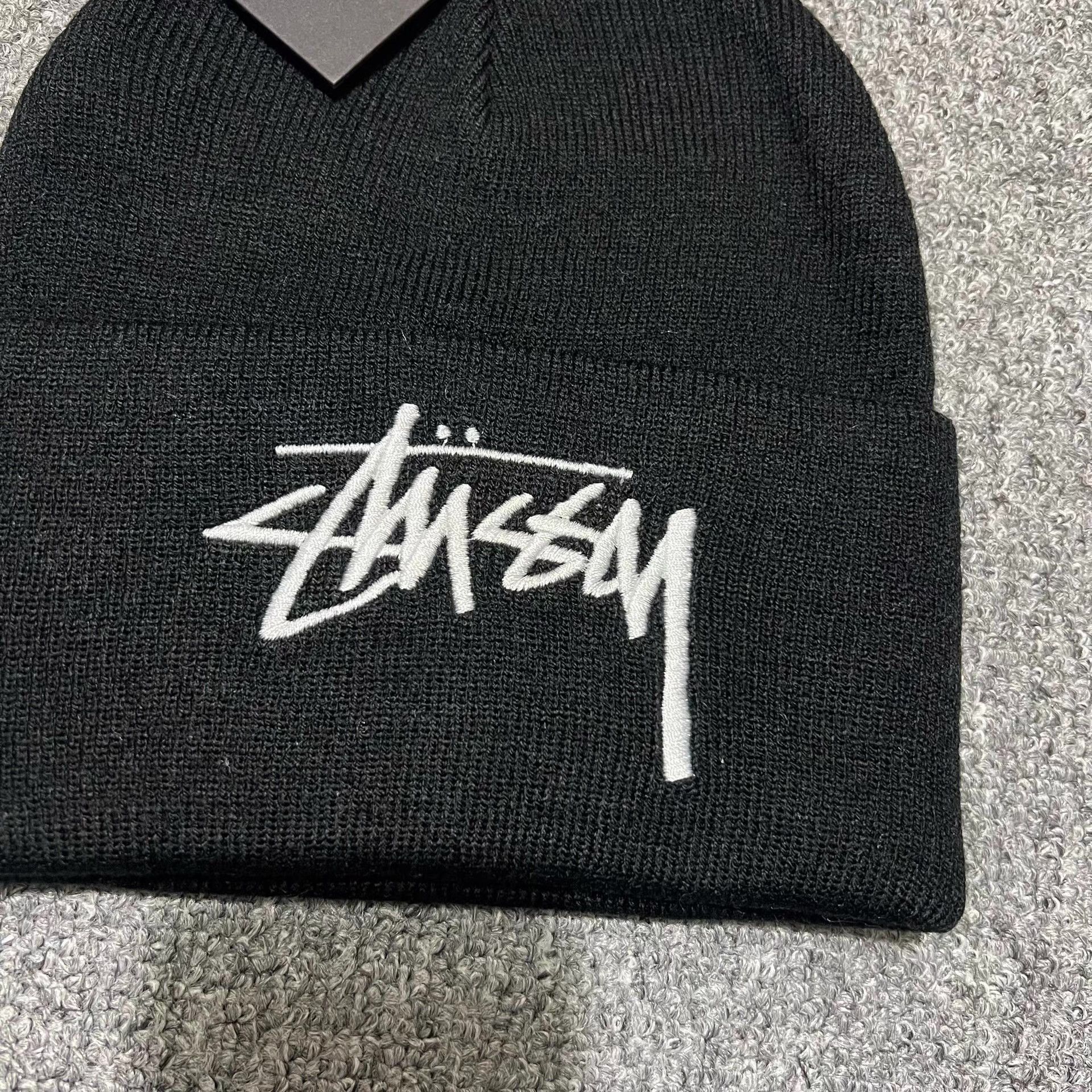 Stussy Stussy classic large logo embroidered knit beanie Q7 Size ONE SIZE - 6 Thumbnail